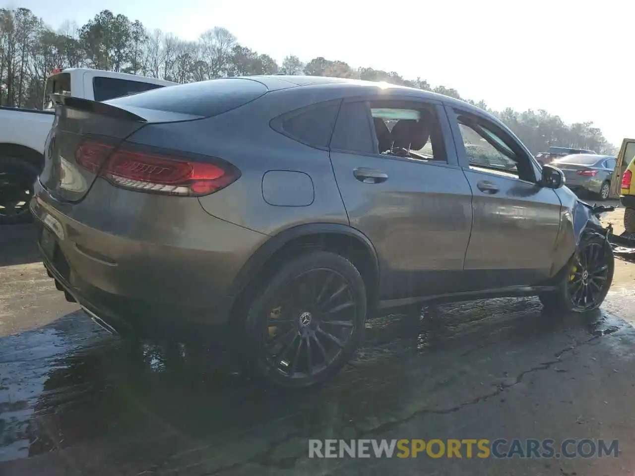 3 Photograph of a damaged car WDC0J8EB0LF674182 MERCEDES-BENZ GLC-CLASS 2020