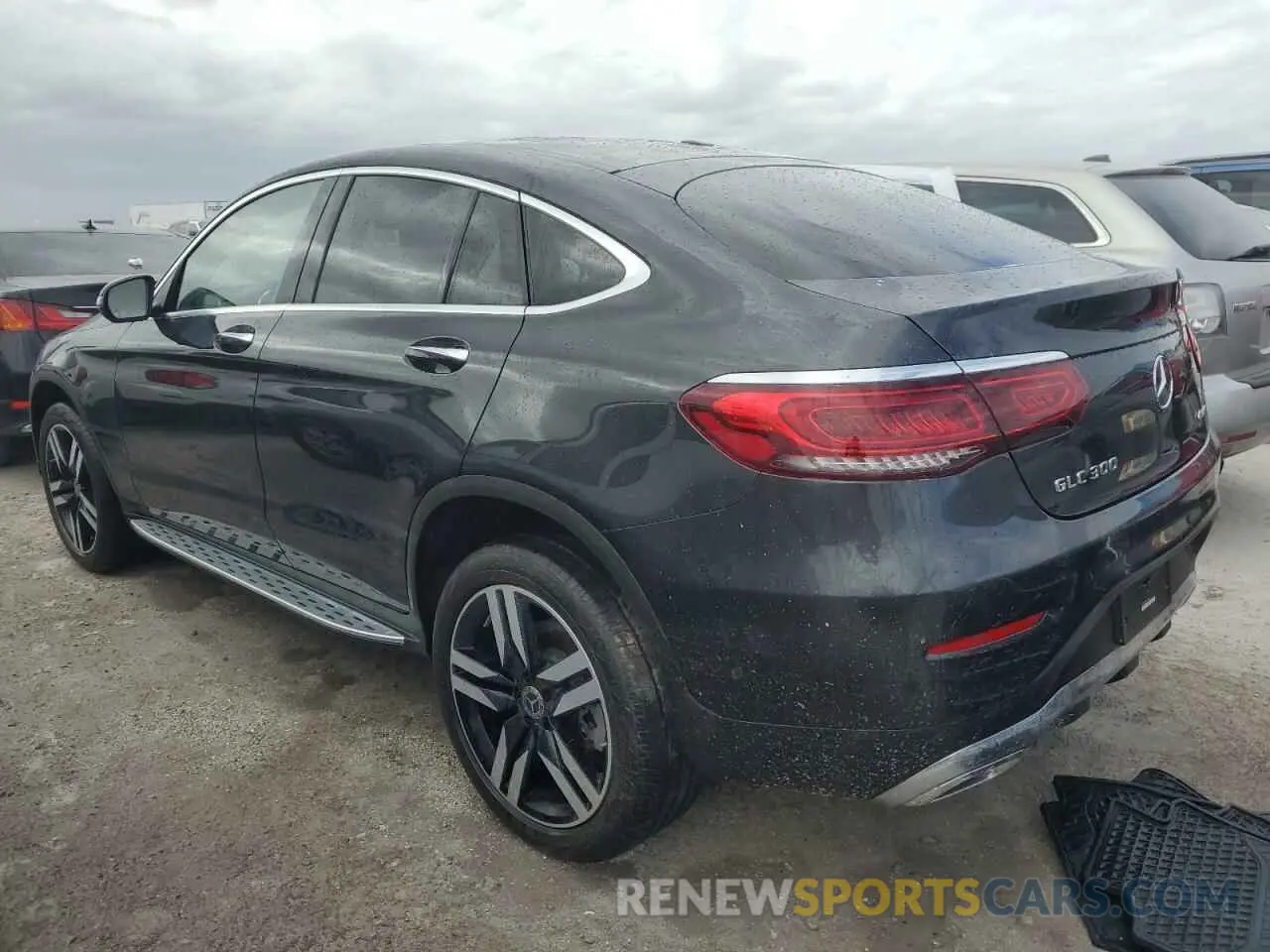 2 Photograph of a damaged car WDC0J8EB5LF731797 MERCEDES-BENZ GLC-CLASS 2020