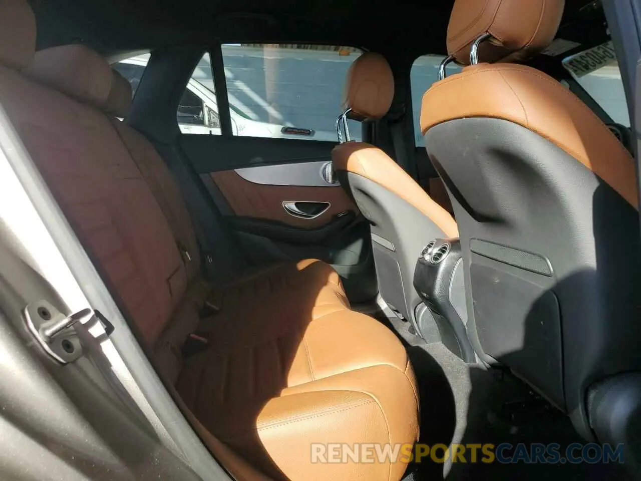 10 Photograph of a damaged car W1N0G6EB9MF991834 MERCEDES-BENZ GLC-CLASS 2021