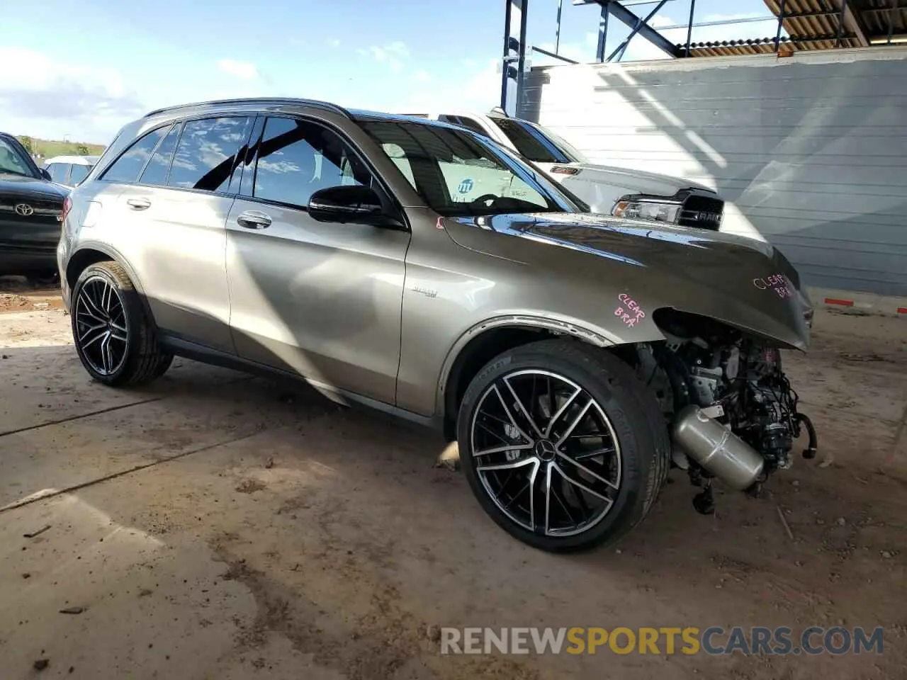 4 Photograph of a damaged car W1N0G6EB9MF991834 MERCEDES-BENZ GLC-CLASS 2021