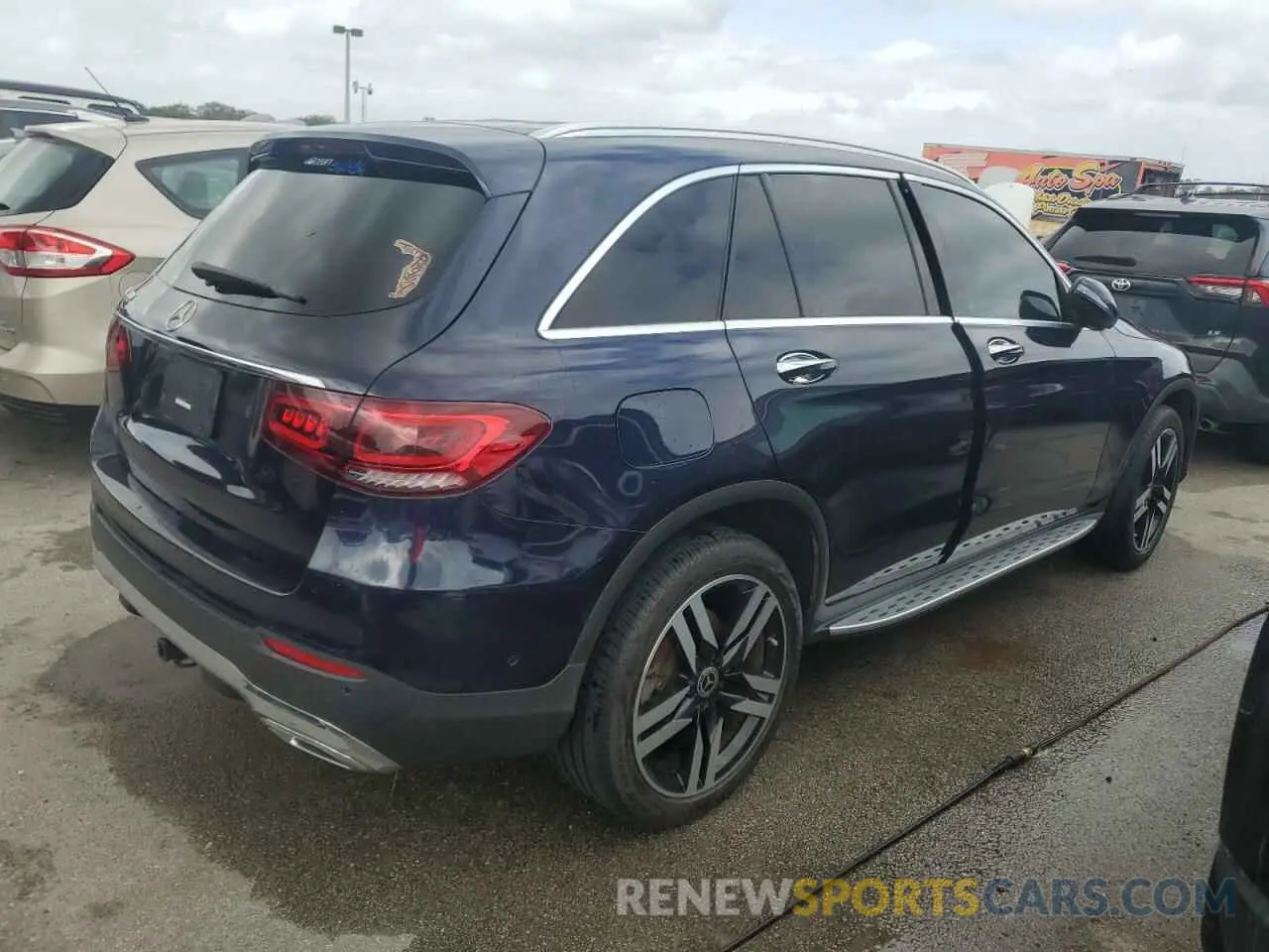 3 Photograph of a damaged car W1N0G8DB0MF970044 MERCEDES-BENZ GLC-CLASS 2021