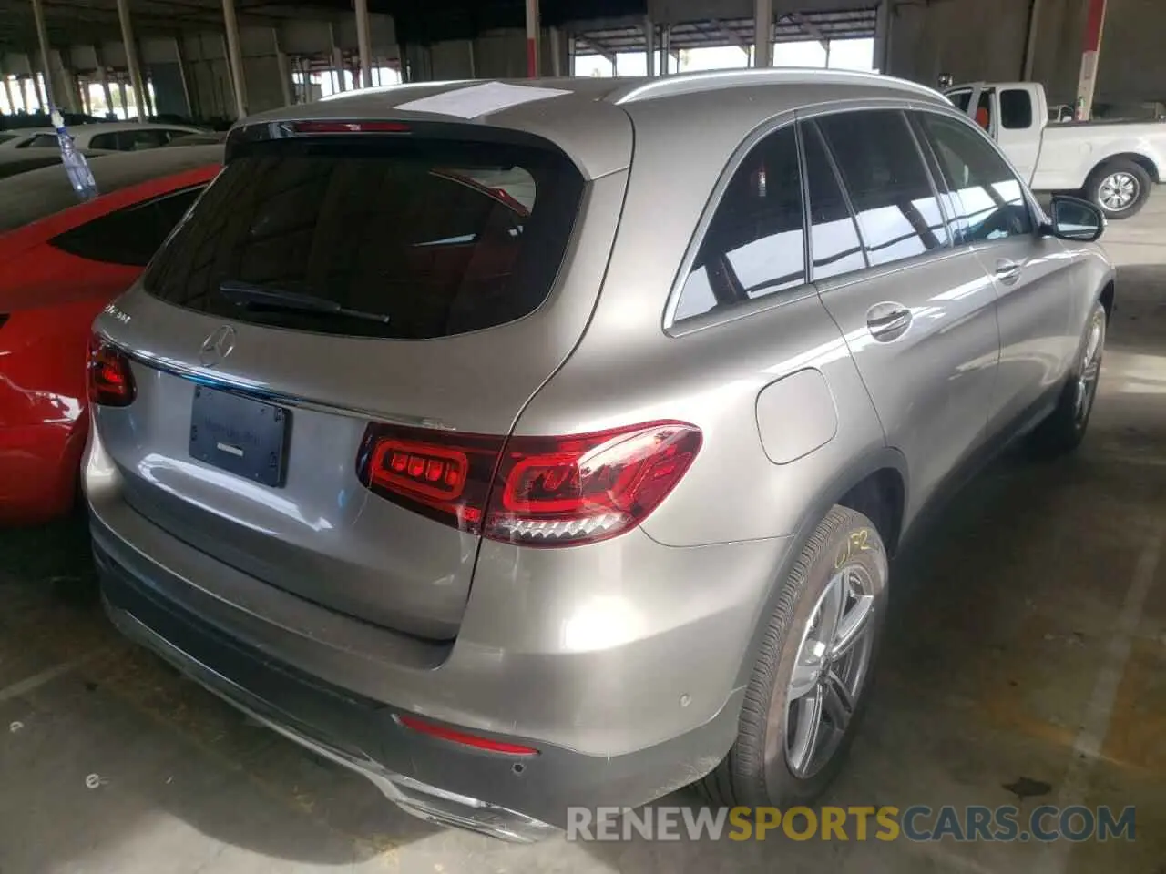 4 Photograph of a damaged car W1N0G8DB1MF867022 MERCEDES-BENZ GLC-CLASS 2021