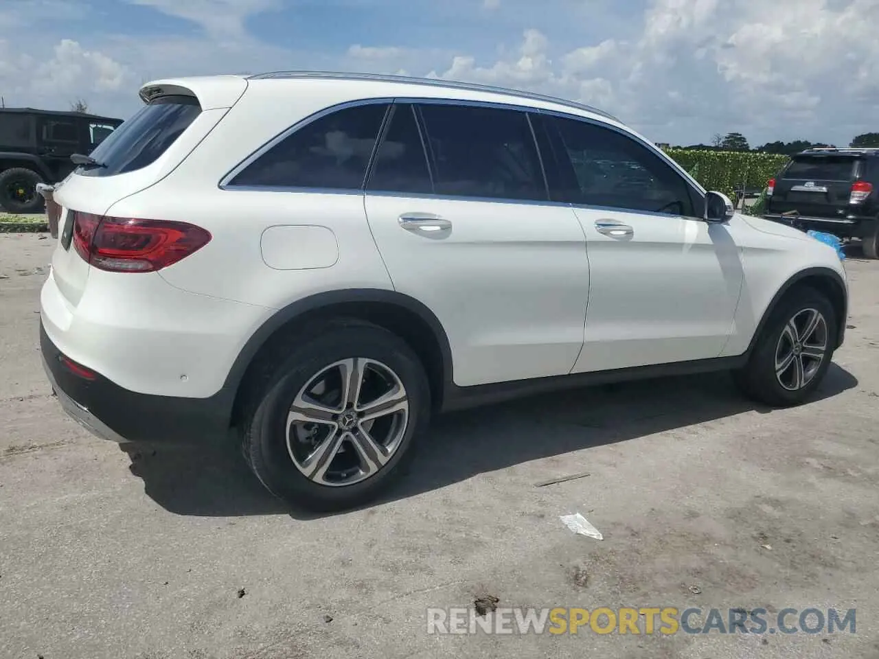 3 Photograph of a damaged car W1N0G8DB1MF967976 MERCEDES-BENZ GLC-CLASS 2021