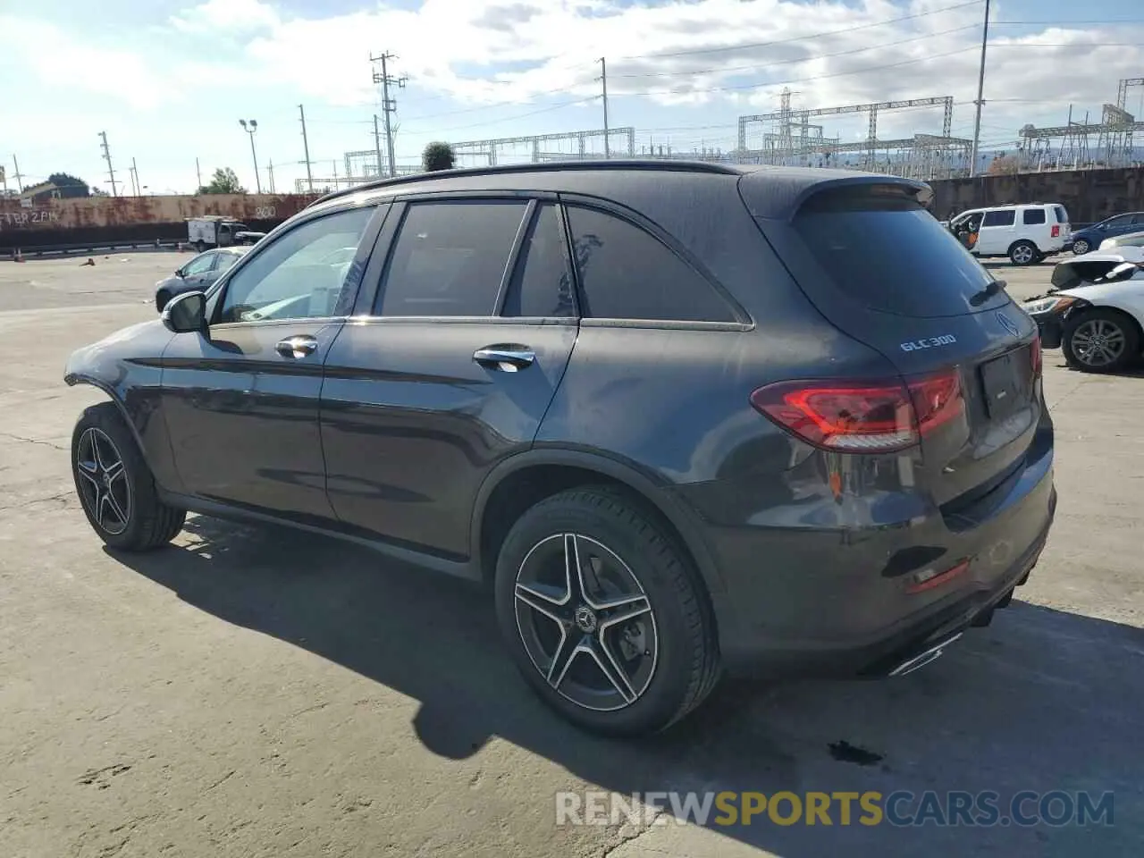 2 Photograph of a damaged car W1N0G8DB2MF886114 MERCEDES-BENZ GLC-CLASS 2021