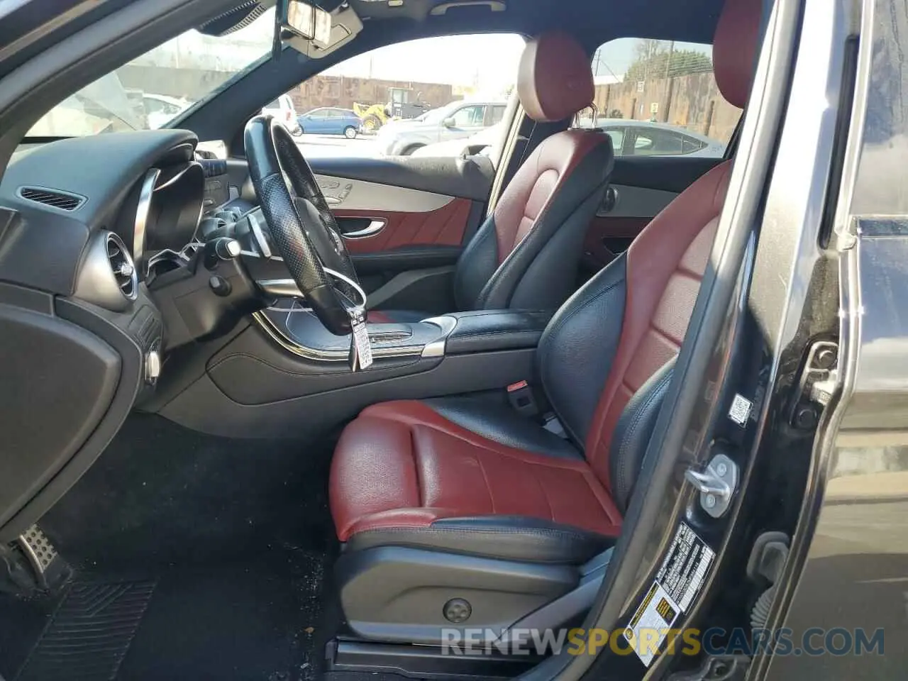 7 Photograph of a damaged car W1N0G8DB2MF886114 MERCEDES-BENZ GLC-CLASS 2021