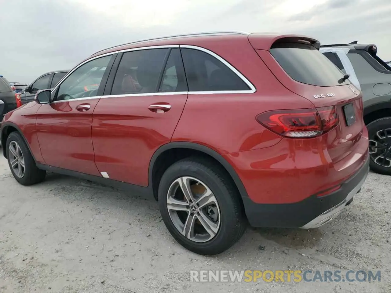 2 Photograph of a damaged car W1N0G8DB2MV290412 MERCEDES-BENZ GLC-CLASS 2021