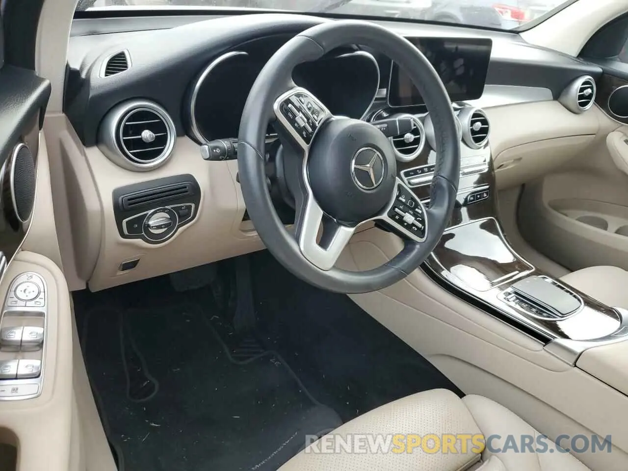 8 Photograph of a damaged car W1N0G8DB2MV290412 MERCEDES-BENZ GLC-CLASS 2021
