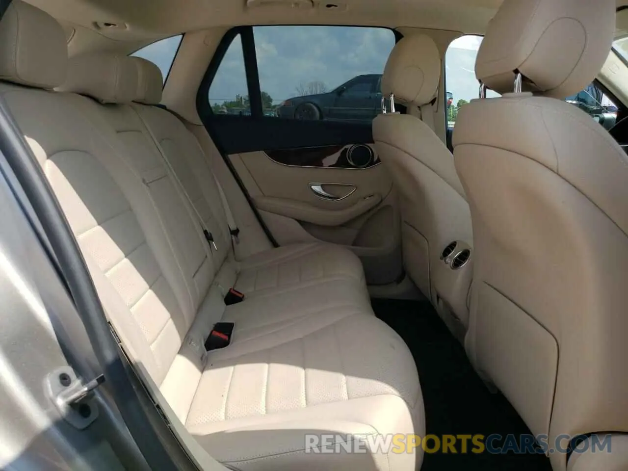 11 Photograph of a damaged car W1N0G8DB2MV312473 MERCEDES-BENZ GLC-CLASS 2021