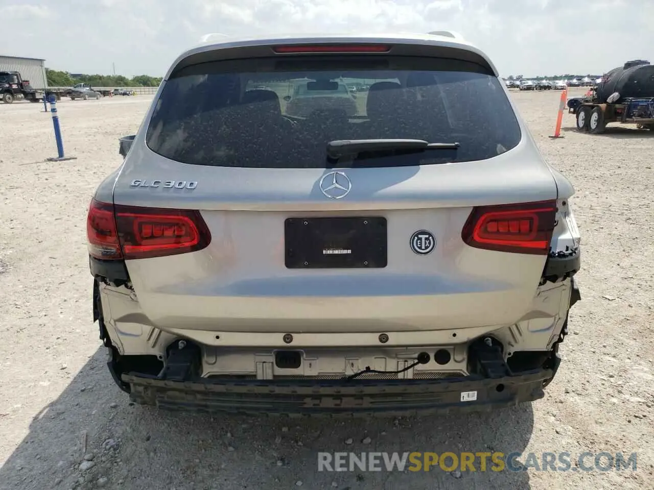 6 Photograph of a damaged car W1N0G8DB2MV312473 MERCEDES-BENZ GLC-CLASS 2021