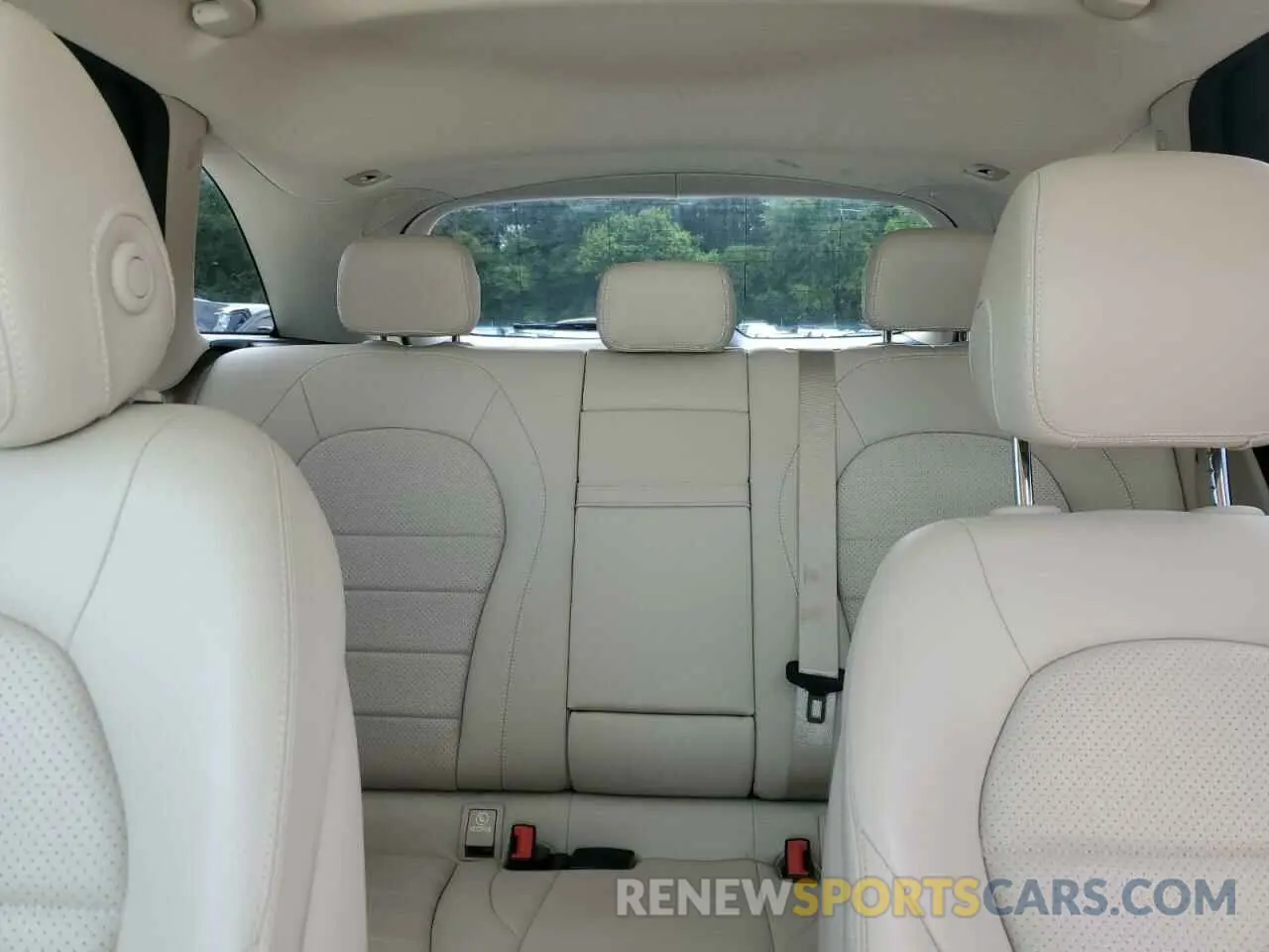 10 Photograph of a damaged car W1N0G8DB3MV268189 MERCEDES-BENZ GLC-CLASS 2021