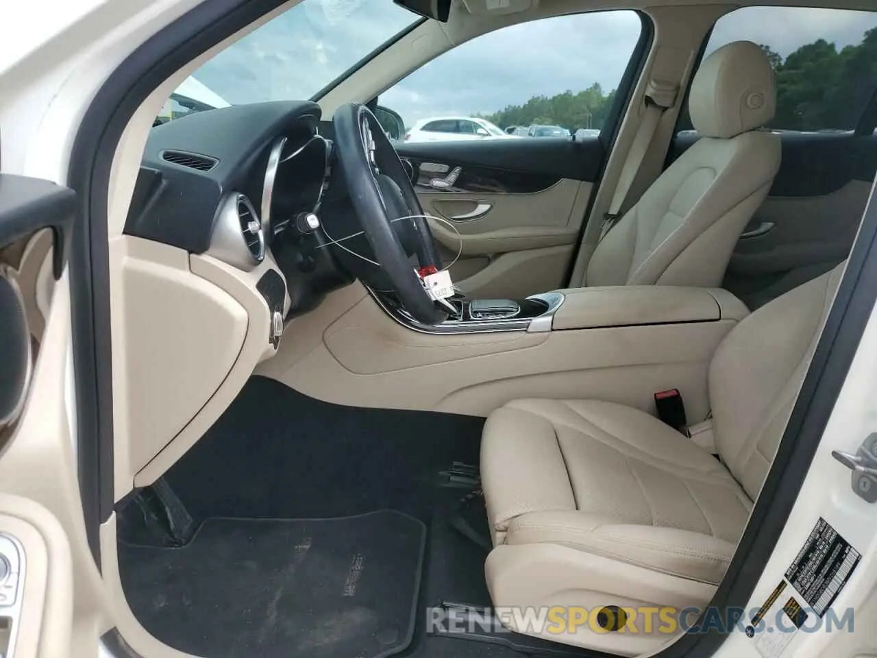 7 Photograph of a damaged car W1N0G8DB3MV268189 MERCEDES-BENZ GLC-CLASS 2021