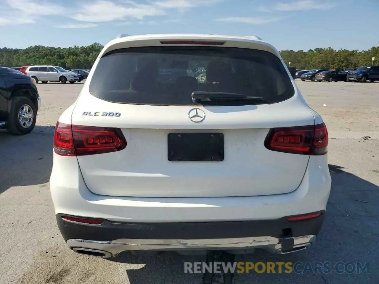 6 Photograph of a damaged car W1N0G8DB4MF938990 MERCEDES-BENZ GLC-CLASS 2021