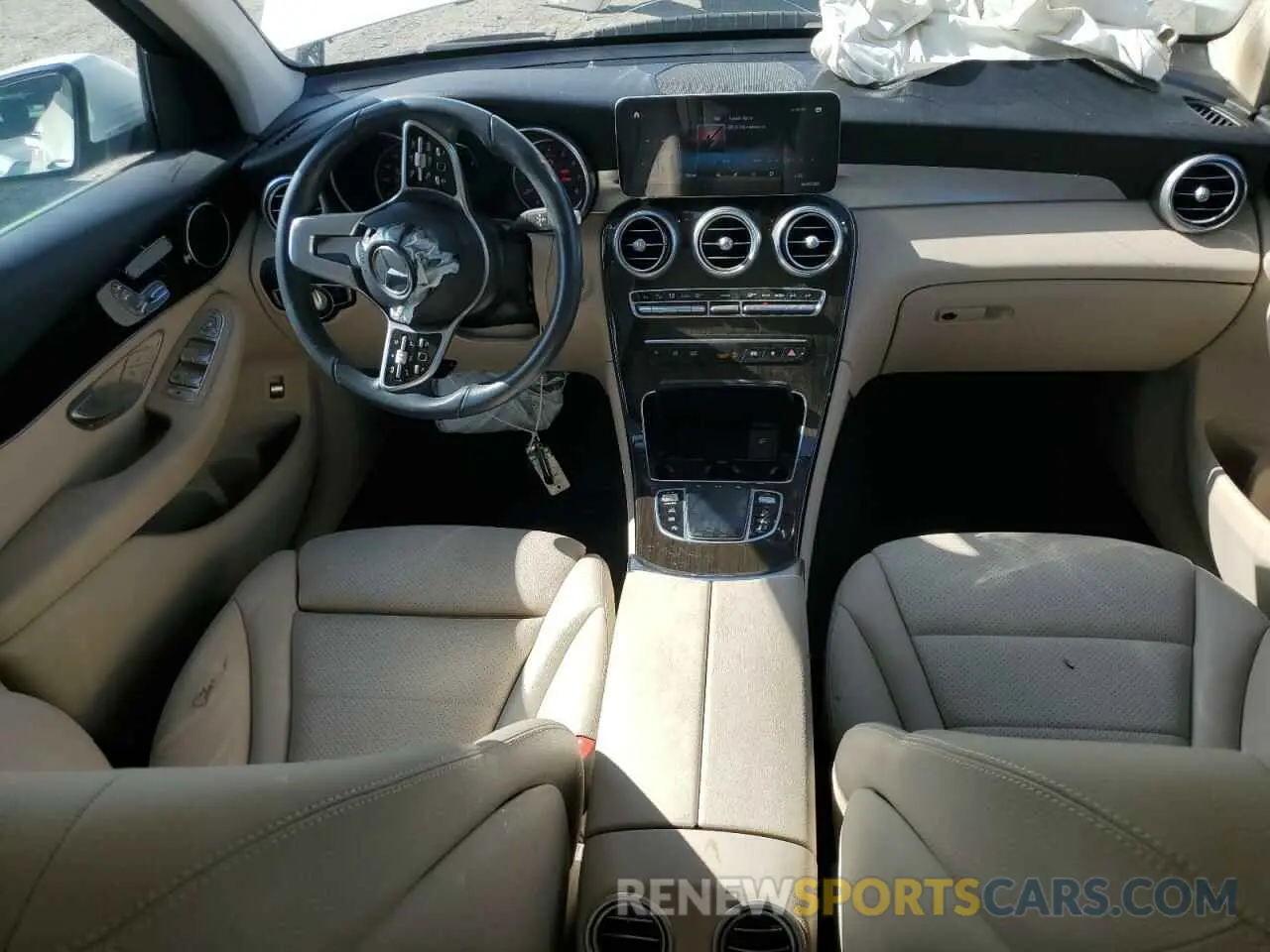 8 Photograph of a damaged car W1N0G8DB4MF938990 MERCEDES-BENZ GLC-CLASS 2021