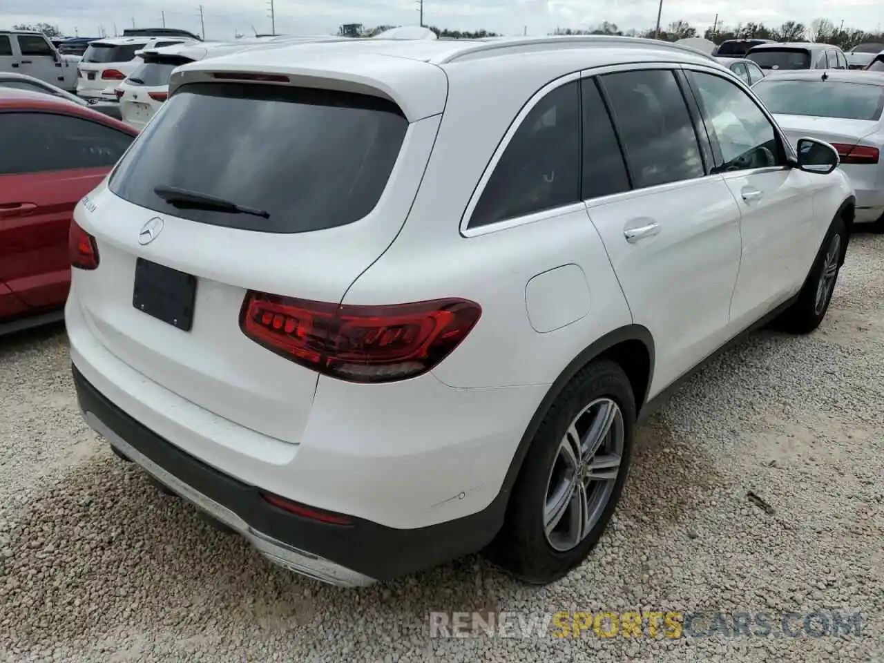 4 Photograph of a damaged car W1N0G8DB4MV270050 MERCEDES-BENZ GLC-CLASS 2021