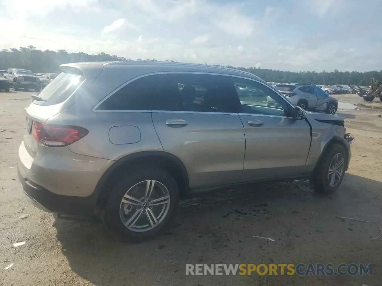 3 Photograph of a damaged car W1N0G8DB4MV279217 MERCEDES-BENZ GLC-CLASS 2021