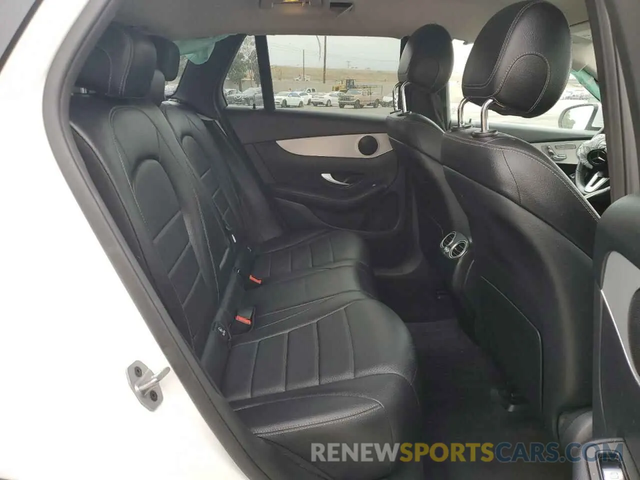 11 Photograph of a damaged car W1N0G8DB4MV324088 MERCEDES-BENZ GLC-CLASS 2021
