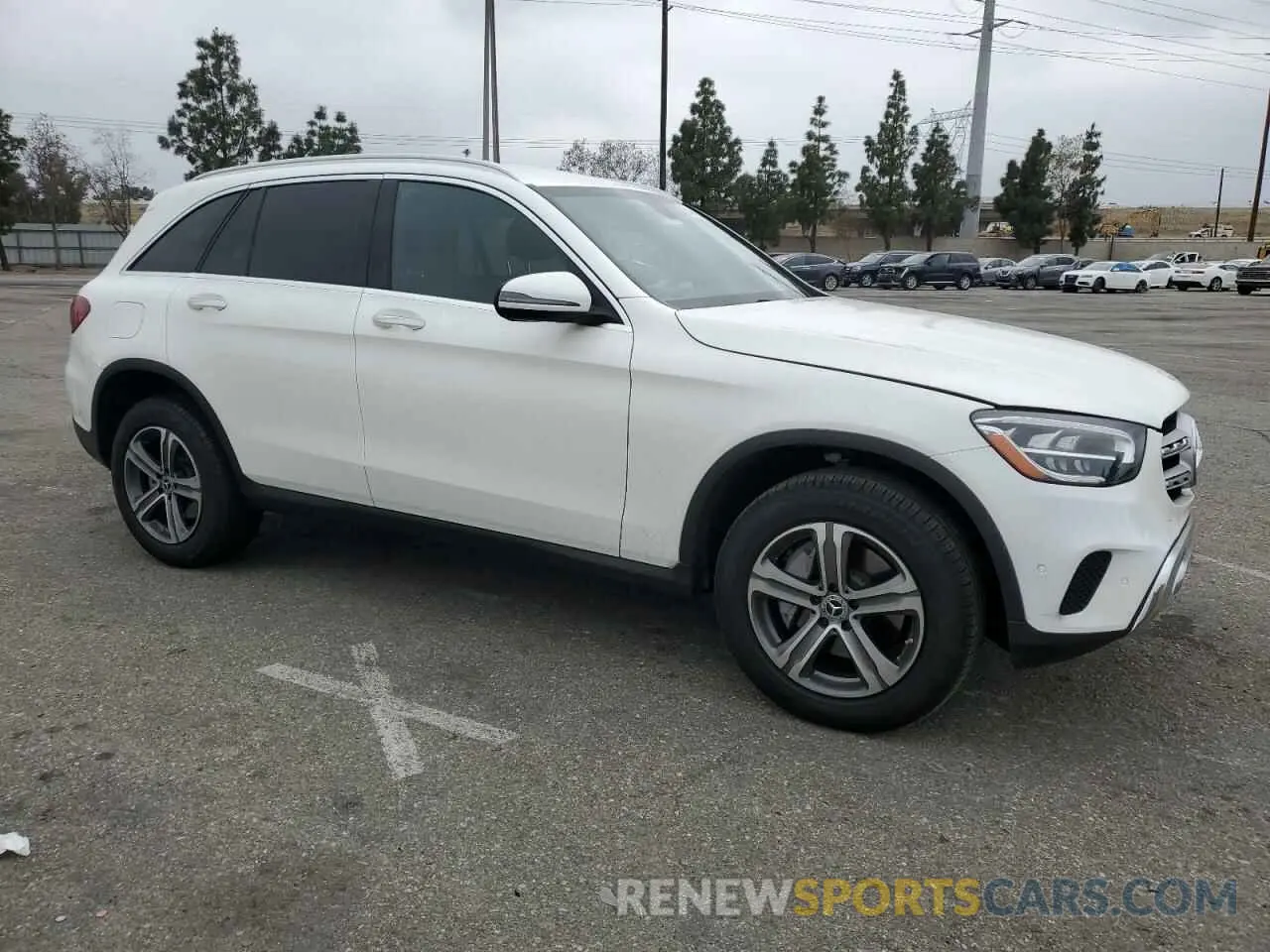 4 Photograph of a damaged car W1N0G8DB4MV324088 MERCEDES-BENZ GLC-CLASS 2021