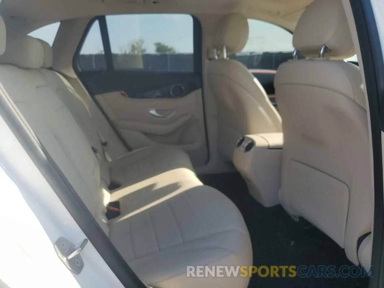 11 Photograph of a damaged car W1N0G8DB5MV278464 MERCEDES-BENZ GLC-CLASS 2021