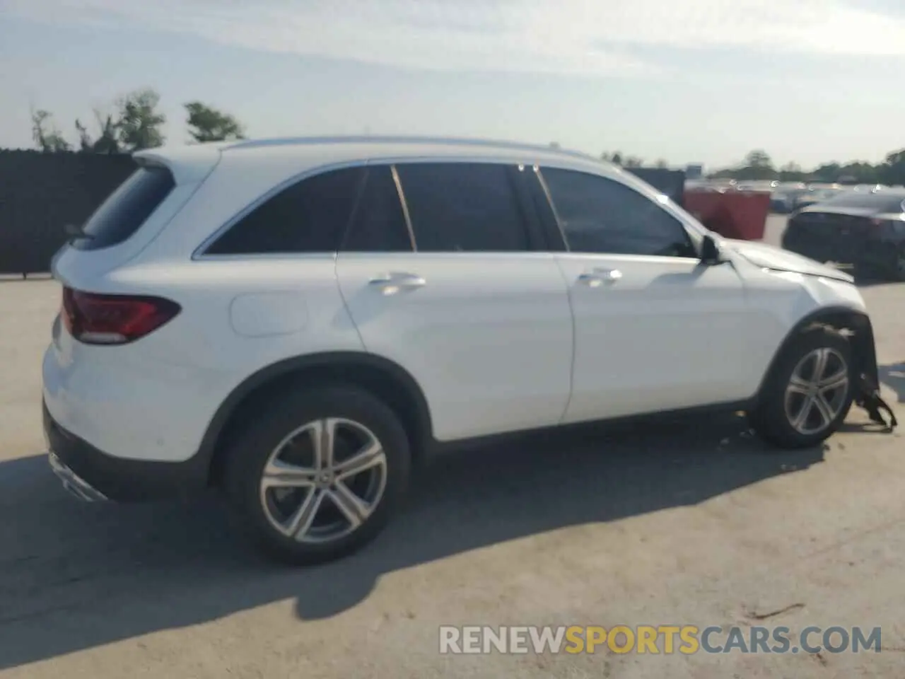 3 Photograph of a damaged car W1N0G8DB5MV278464 MERCEDES-BENZ GLC-CLASS 2021