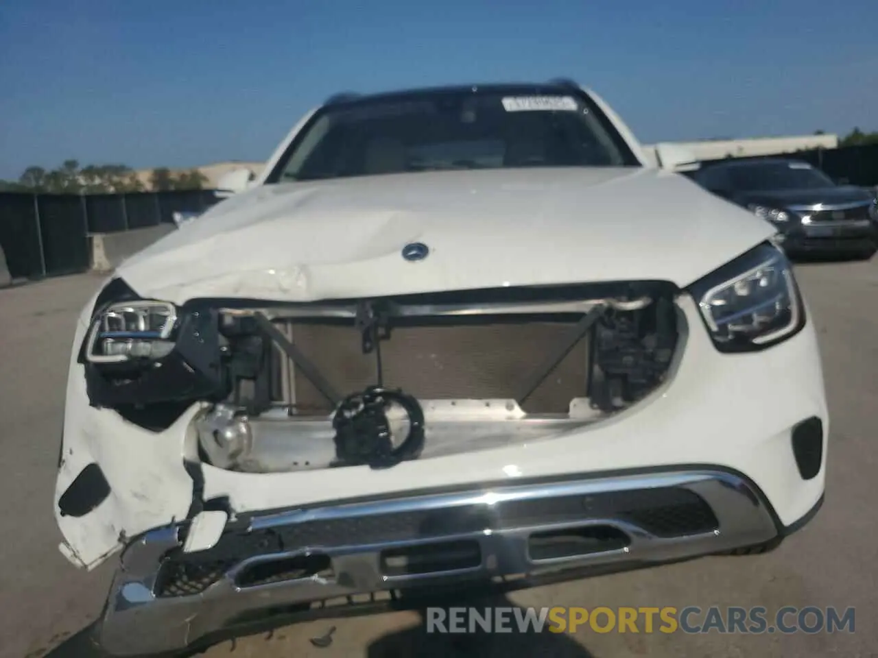 5 Photograph of a damaged car W1N0G8DB5MV278464 MERCEDES-BENZ GLC-CLASS 2021