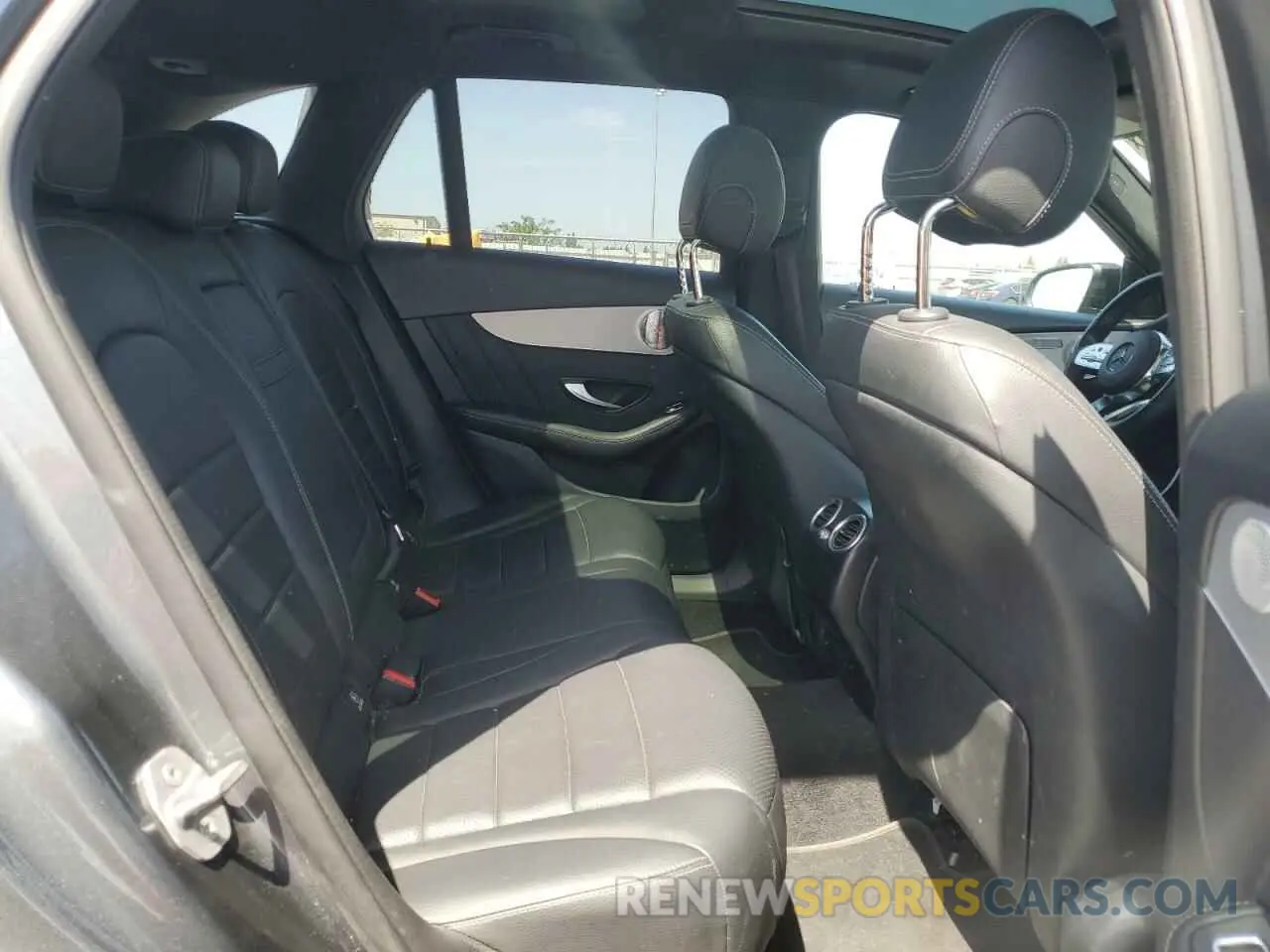 11 Photograph of a damaged car W1N0G8DB8MV270973 MERCEDES-BENZ GLC-CLASS 2021