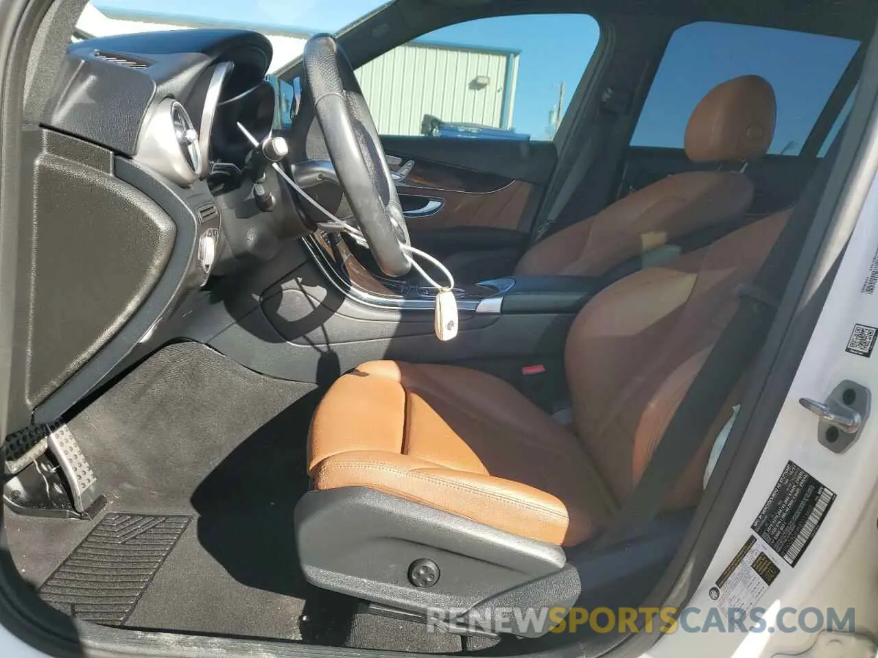 7 Photograph of a damaged car W1N0G8DB9MG013602 MERCEDES-BENZ GLC-CLASS 2021