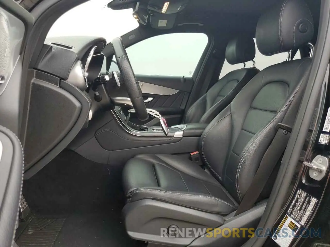 7 Photograph of a damaged car W1N0G8DB9MV266575 MERCEDES-BENZ GLC-CLASS 2021
