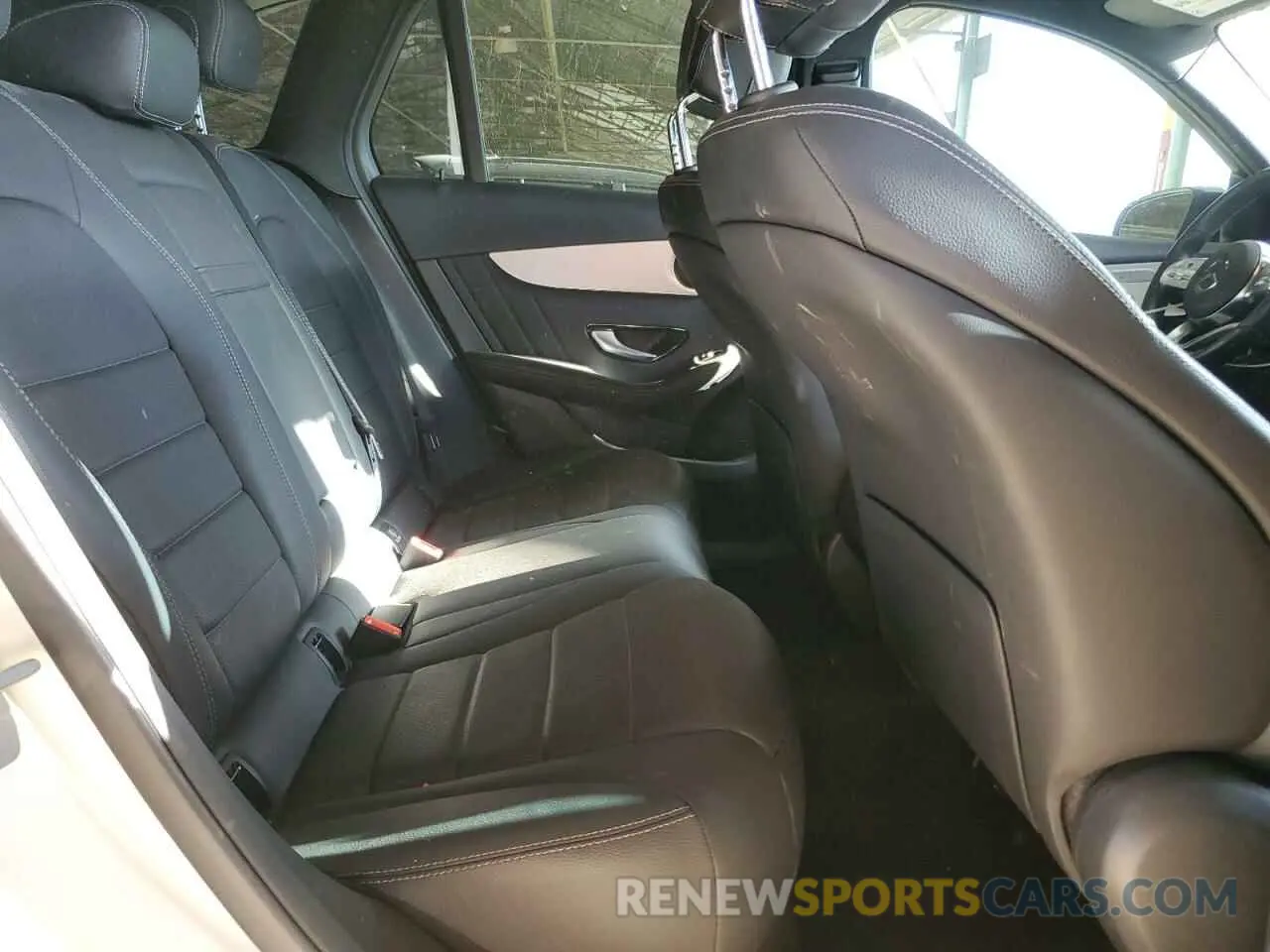10 Photograph of a damaged car W1N0G8DB9MV324085 MERCEDES-BENZ GLC-CLASS 2021