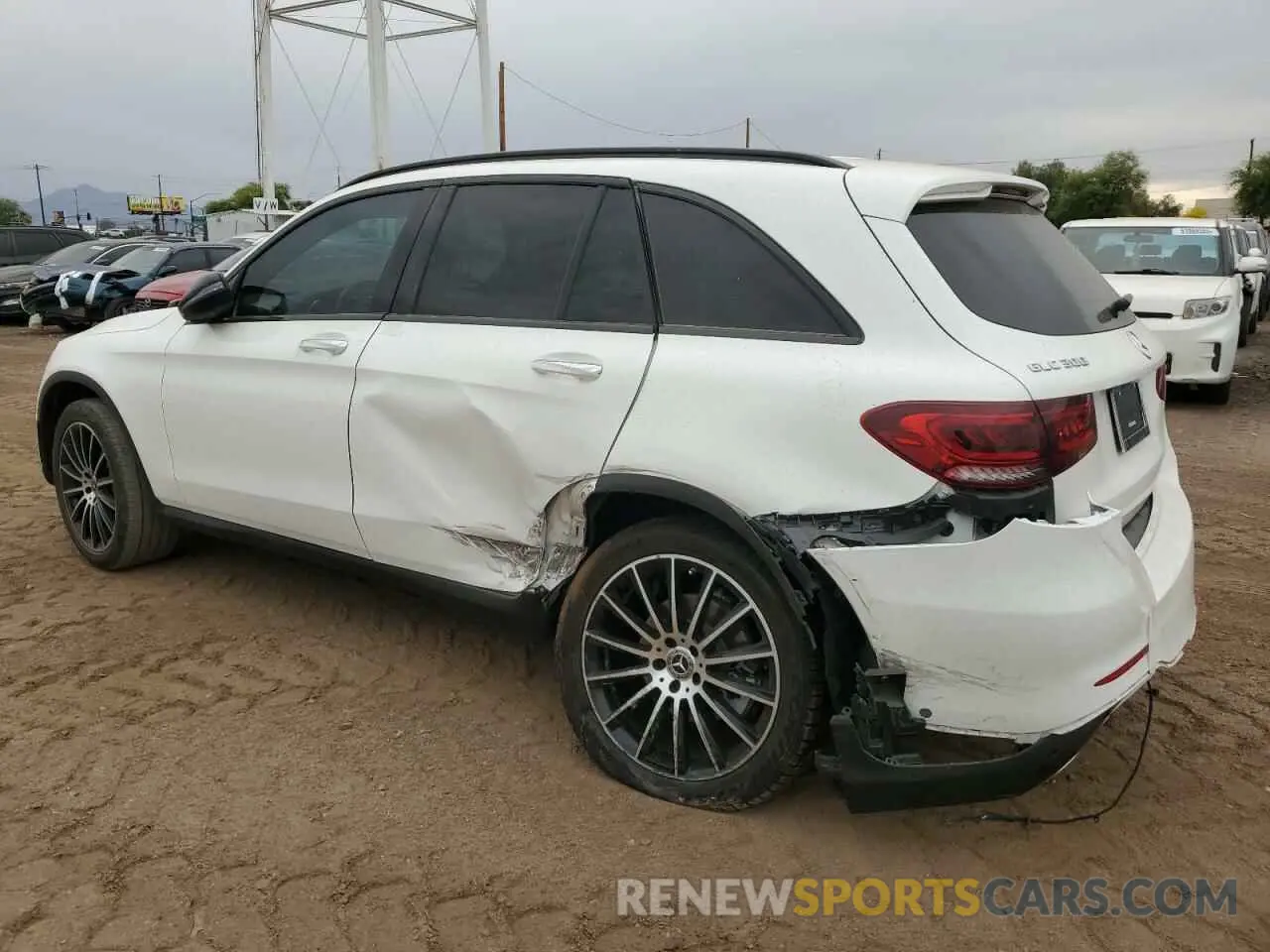 2 Photograph of a damaged car W1N0G8DB9MV324085 MERCEDES-BENZ GLC-CLASS 2021