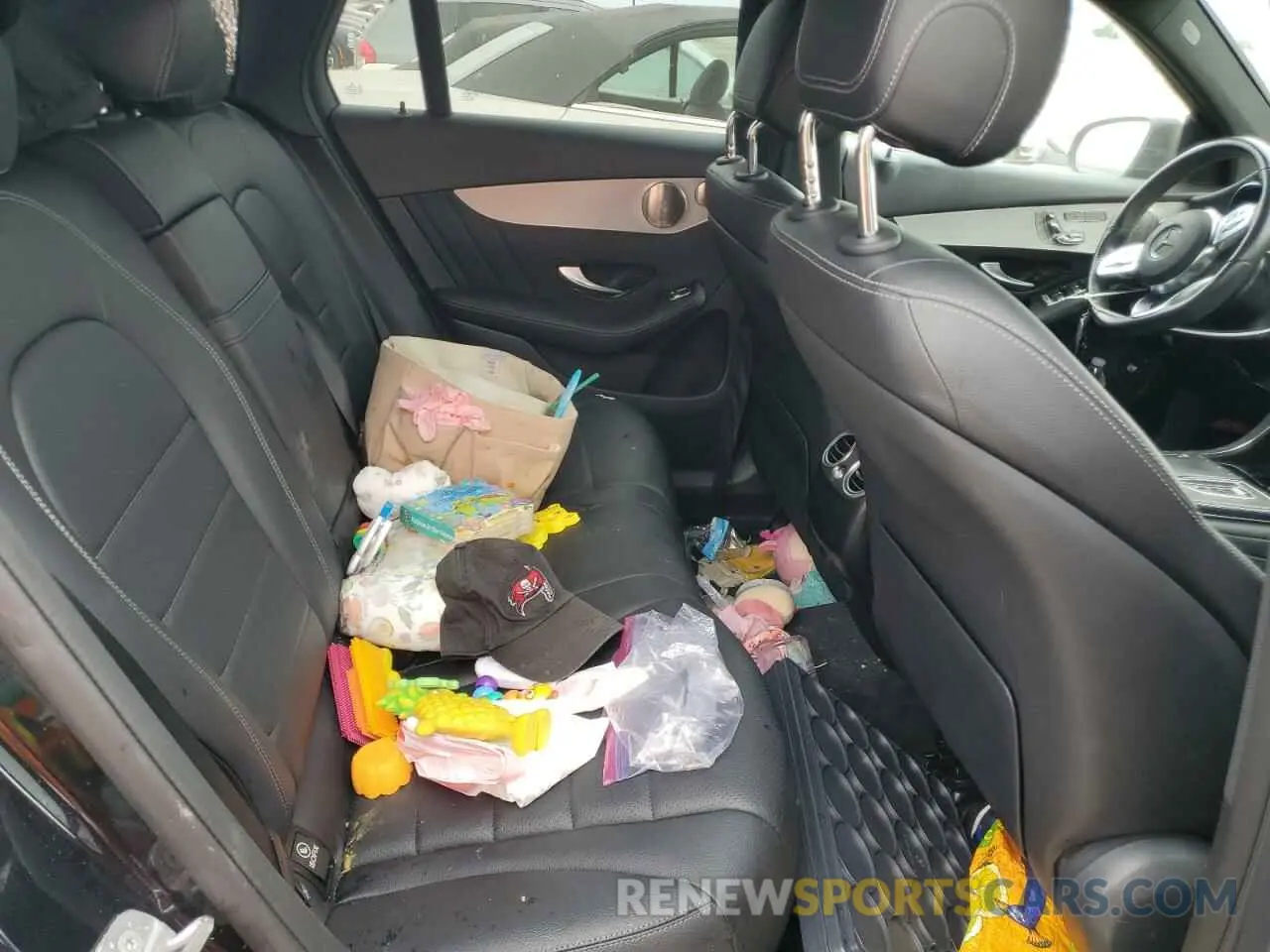 11 Photograph of a damaged car W1N0G8DBXMF917738 MERCEDES-BENZ GLC-CLASS 2021