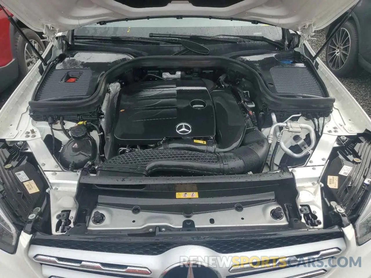 12 Photograph of a damaged car W1N0G8DBXMF927184 MERCEDES-BENZ GLC-CLASS 2021