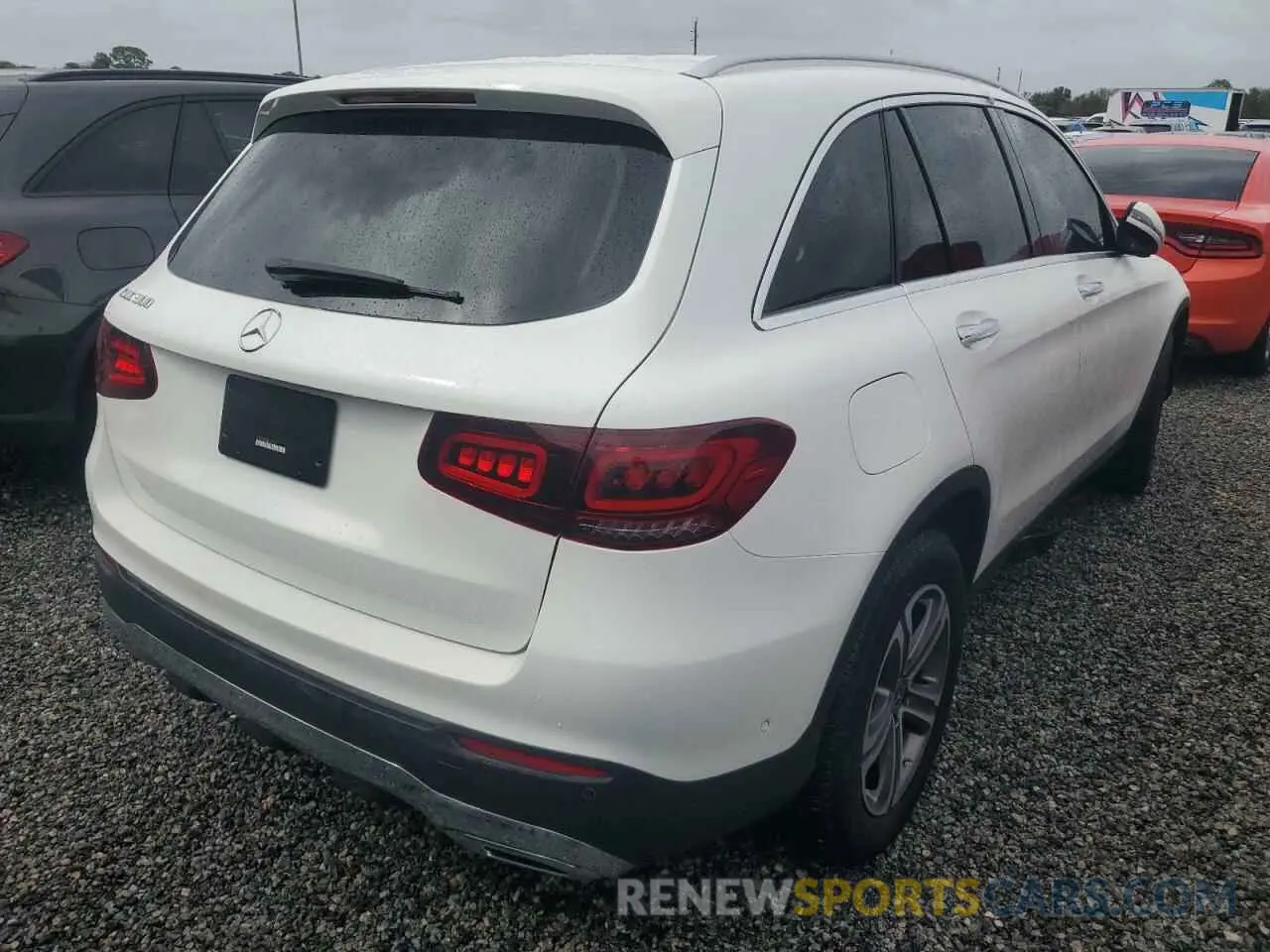 3 Photograph of a damaged car W1N0G8DBXMF927184 MERCEDES-BENZ GLC-CLASS 2021