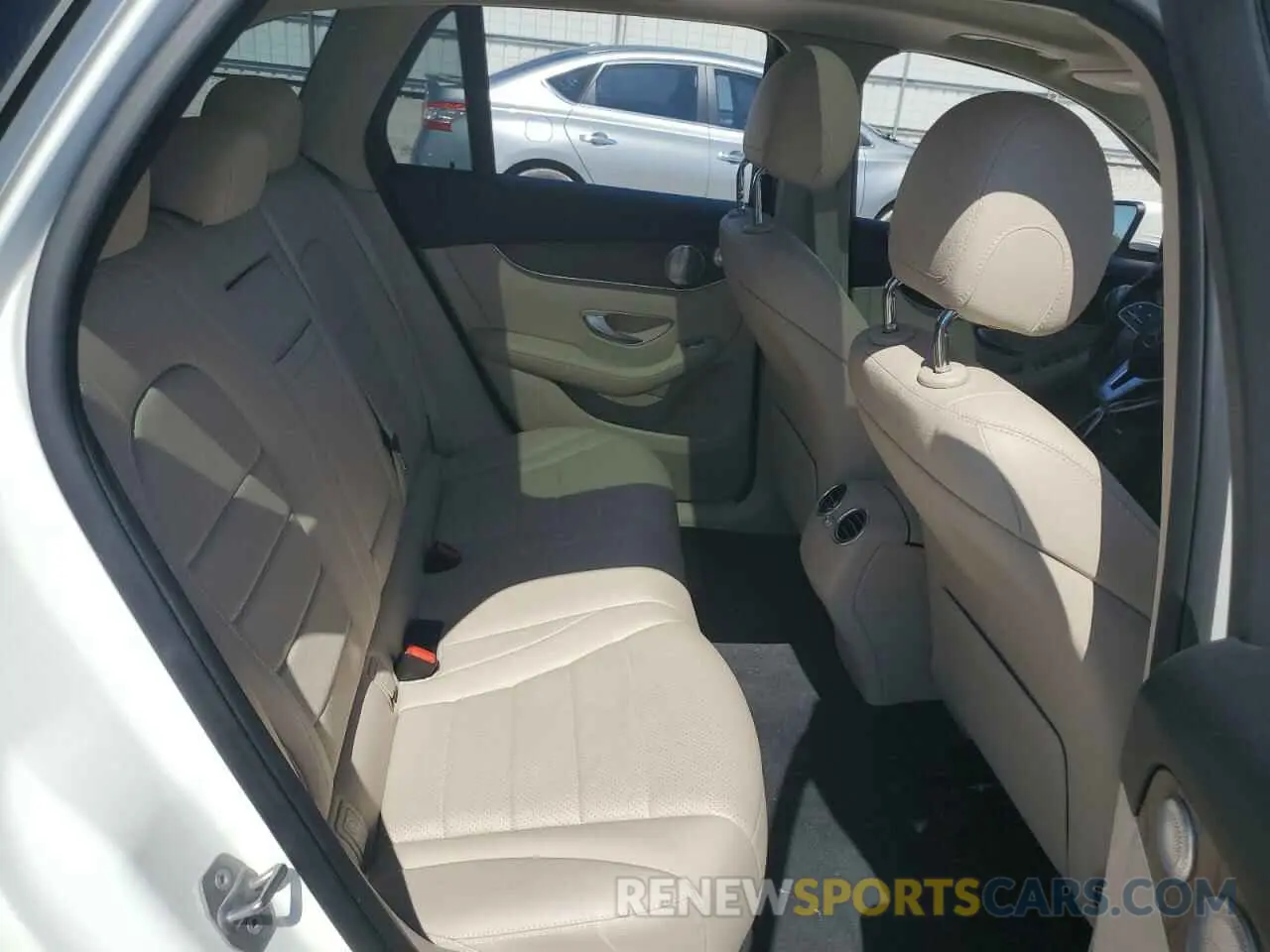 11 Photograph of a damaged car W1N0G8EB1MF869447 MERCEDES-BENZ GLC-CLASS 2021
