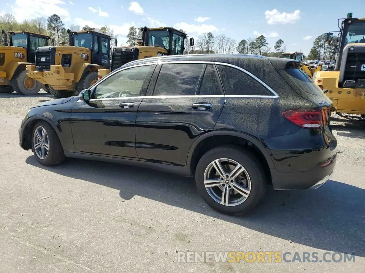 2 Photograph of a damaged car W1N0G8EB1MF903869 MERCEDES-BENZ GLC-CLASS 2021