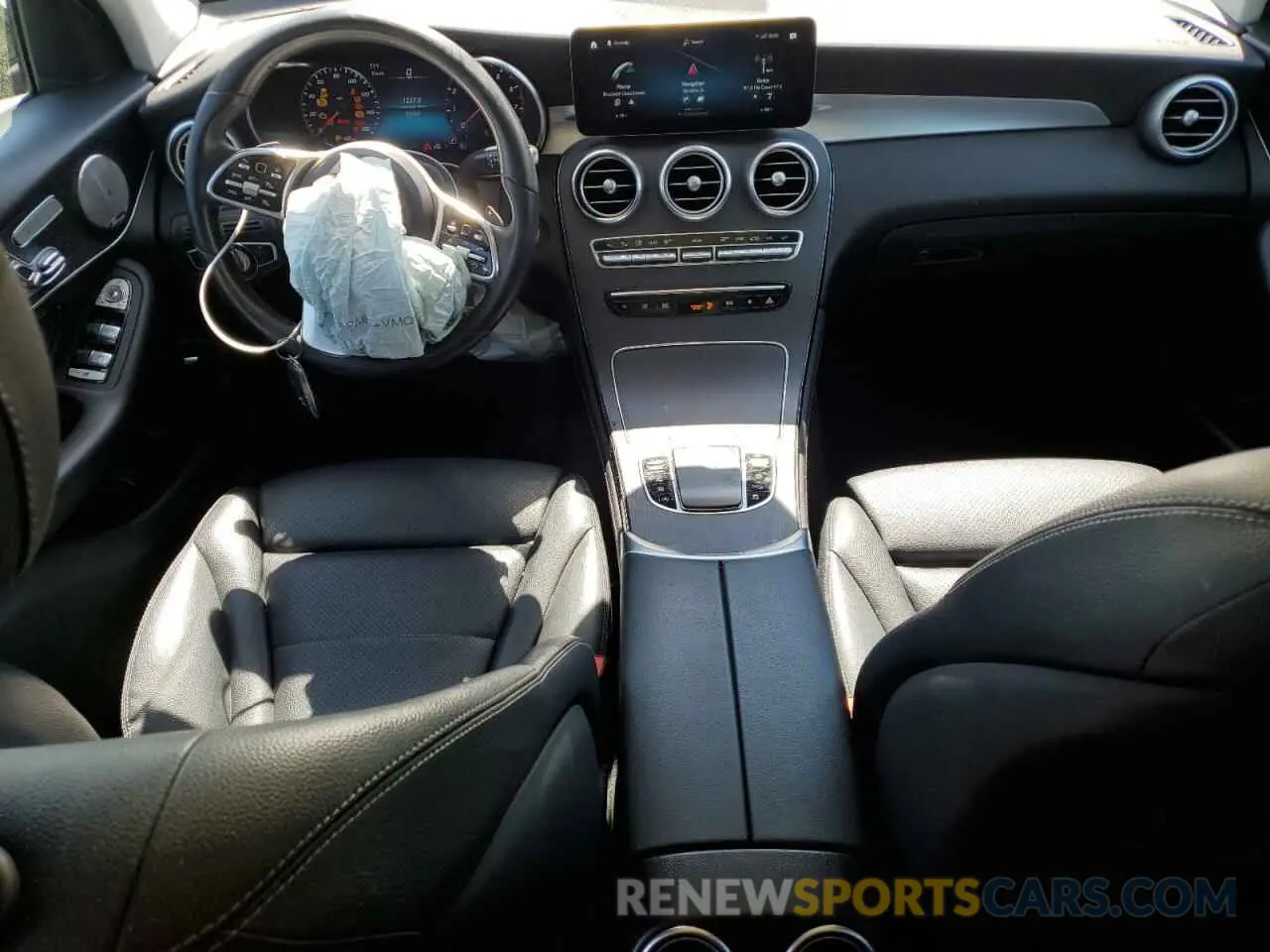 8 Photograph of a damaged car W1N0G8EB1MF903869 MERCEDES-BENZ GLC-CLASS 2021