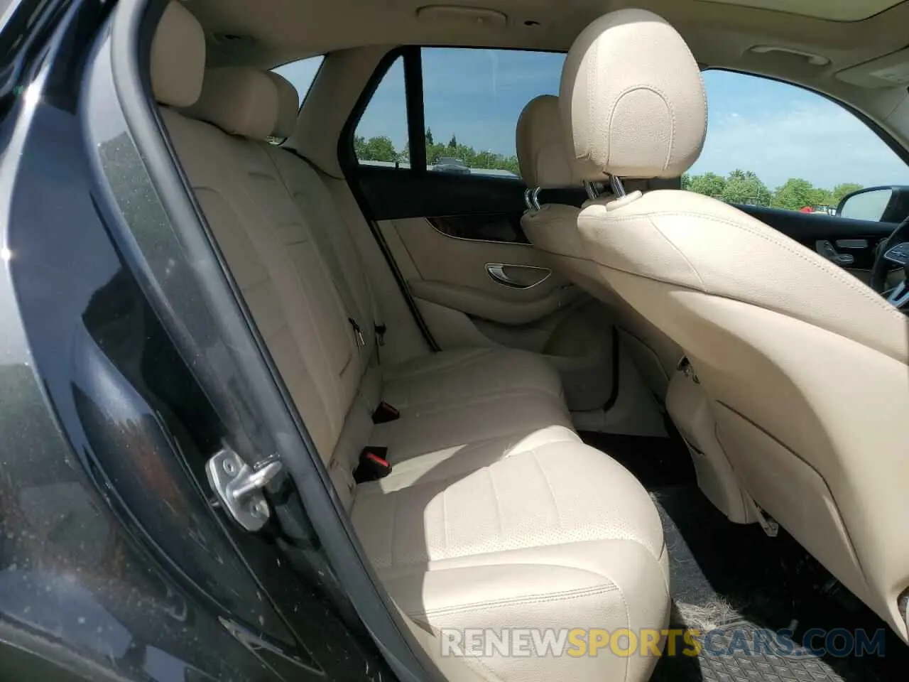 11 Photograph of a damaged car W1N0G8EB1MF924477 MERCEDES-BENZ GLC-CLASS 2021