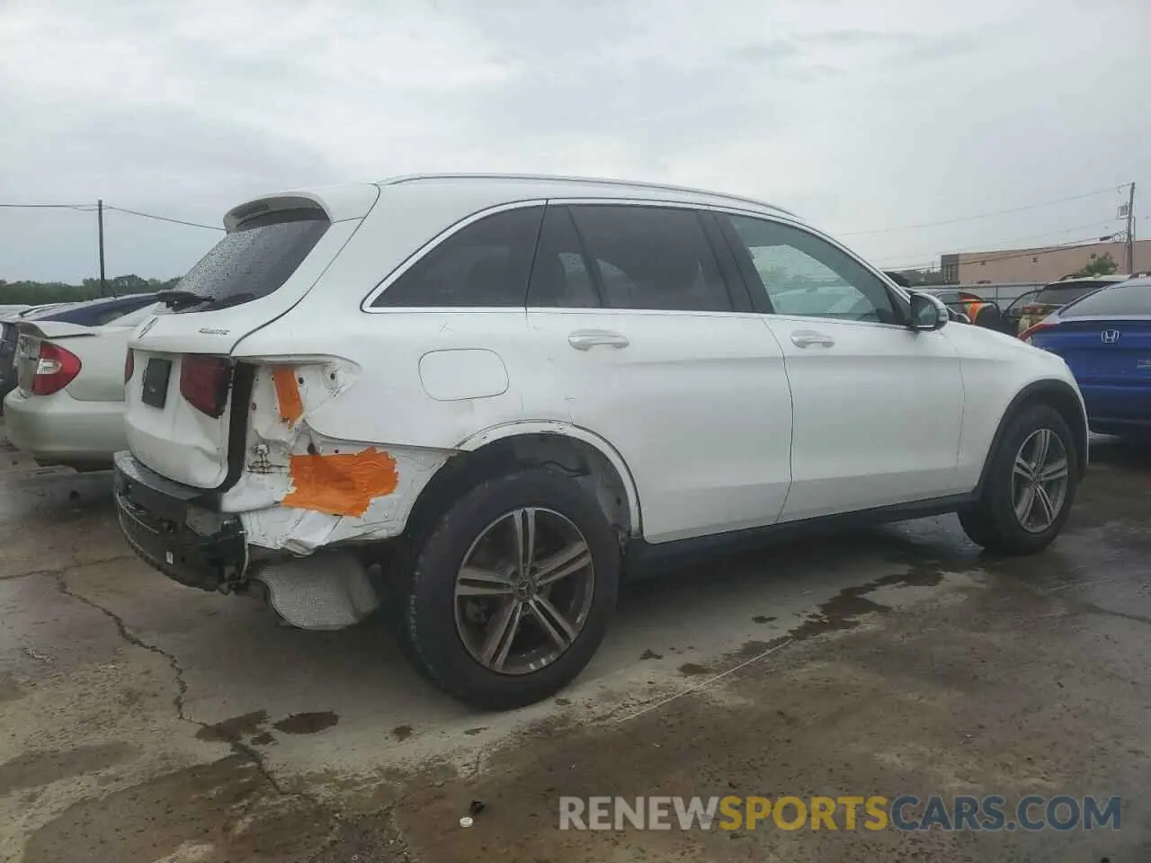 3 Photograph of a damaged car W1N0G8EB2MF876780 MERCEDES-BENZ GLC-CLASS 2021