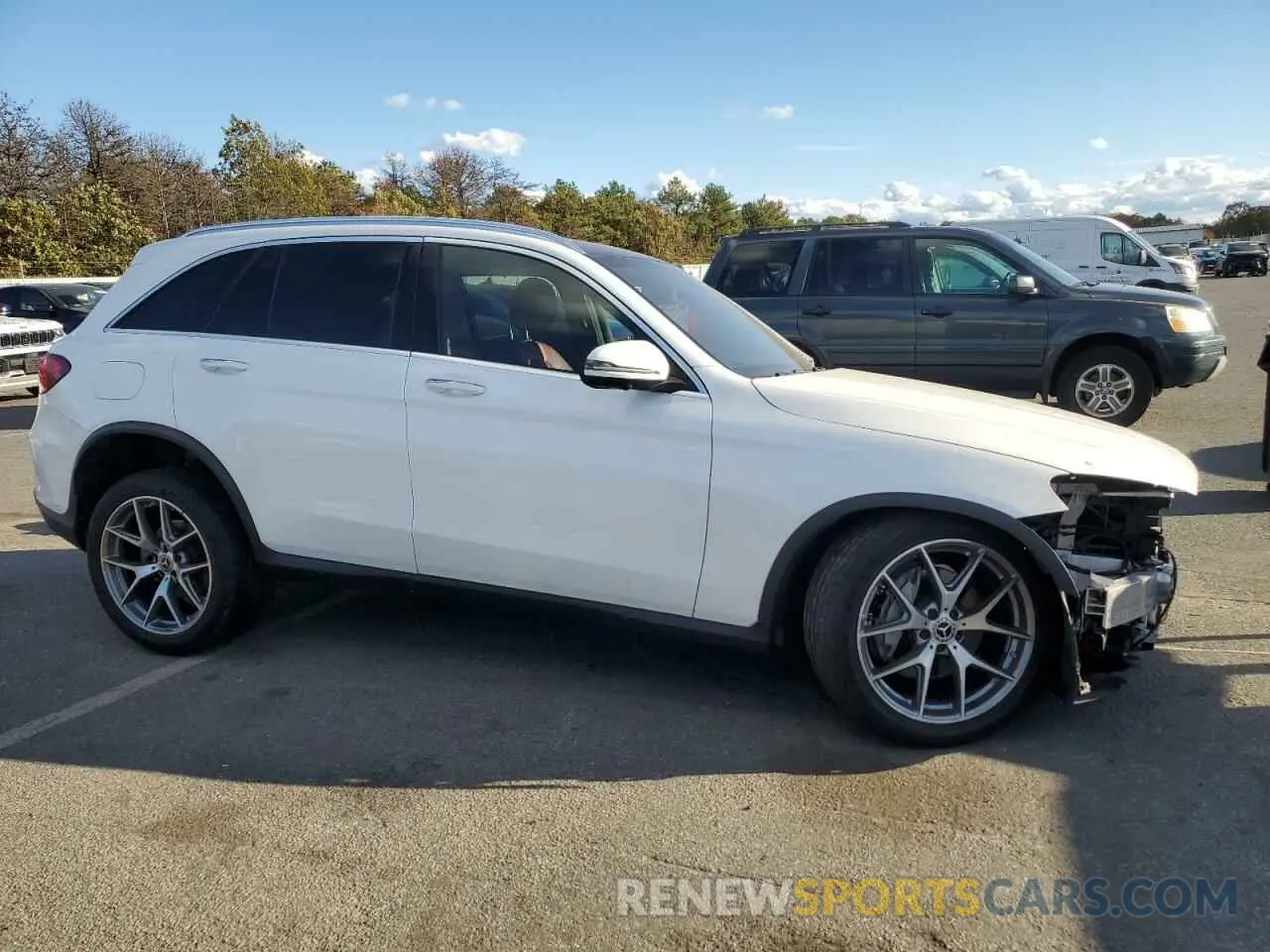4 Photograph of a damaged car W1N0G8EB2MF915187 MERCEDES-BENZ GLC-CLASS 2021