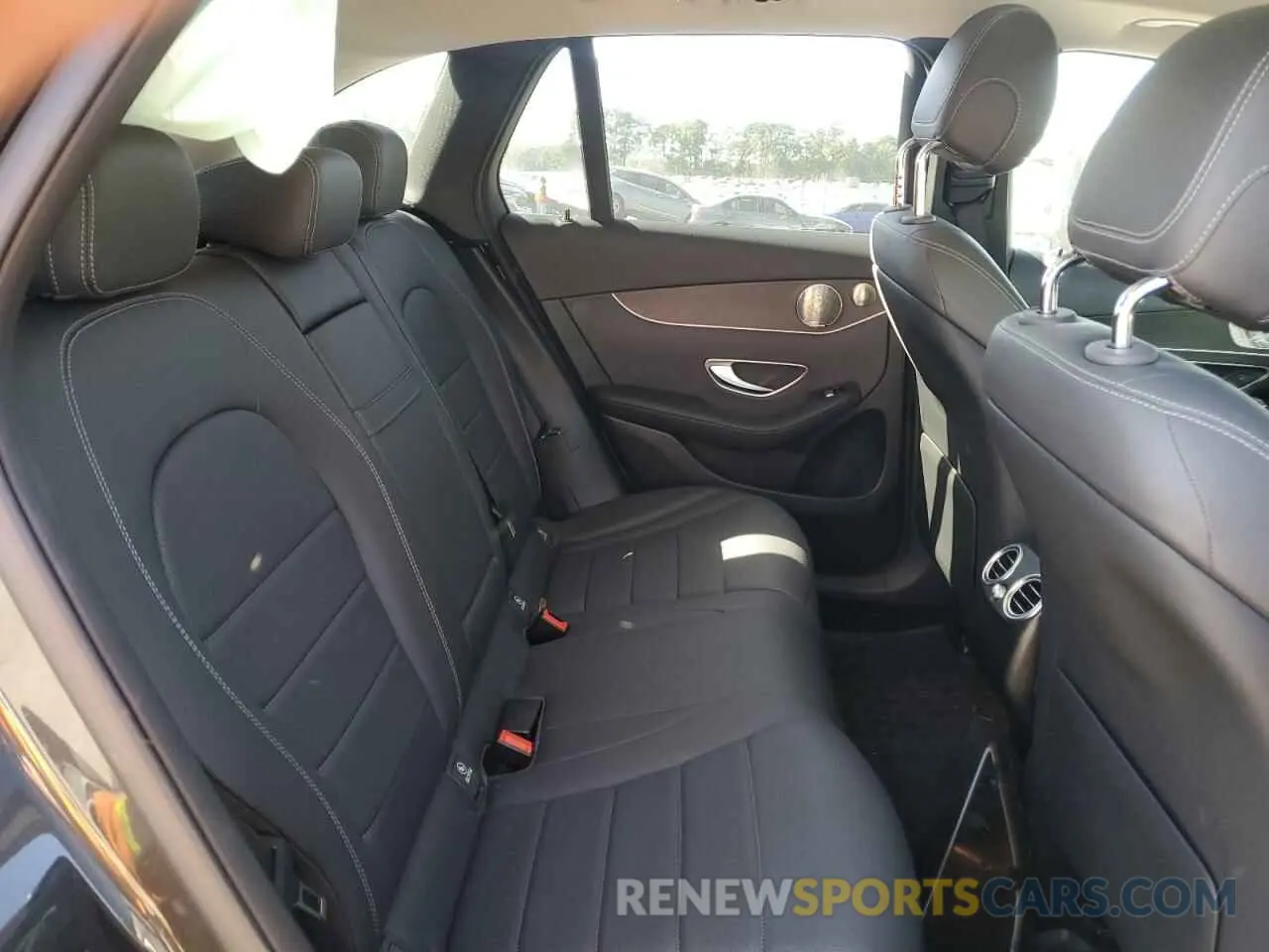 11 Photograph of a damaged car W1N0G8EB2MF920762 MERCEDES-BENZ GLC-CLASS 2021