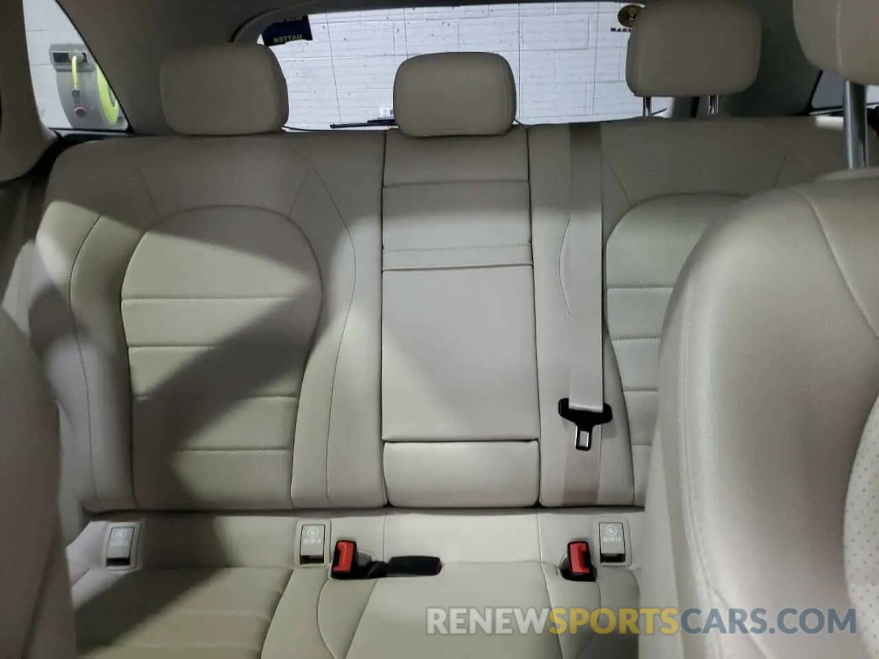 10 Photograph of a damaged car W1N0G8EB4MF903963 MERCEDES-BENZ GLC-CLASS 2021
