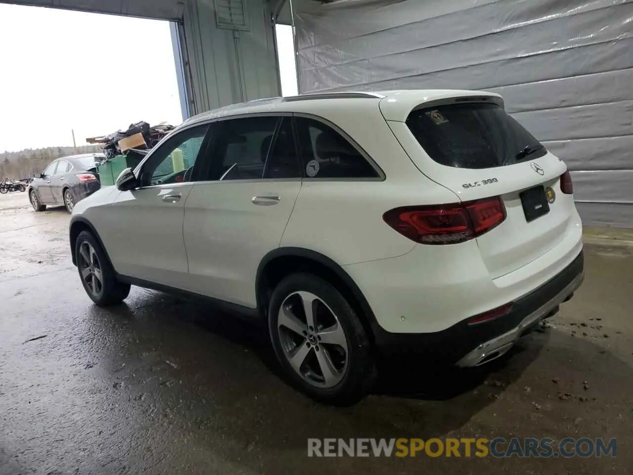 2 Photograph of a damaged car W1N0G8EB4MF903963 MERCEDES-BENZ GLC-CLASS 2021