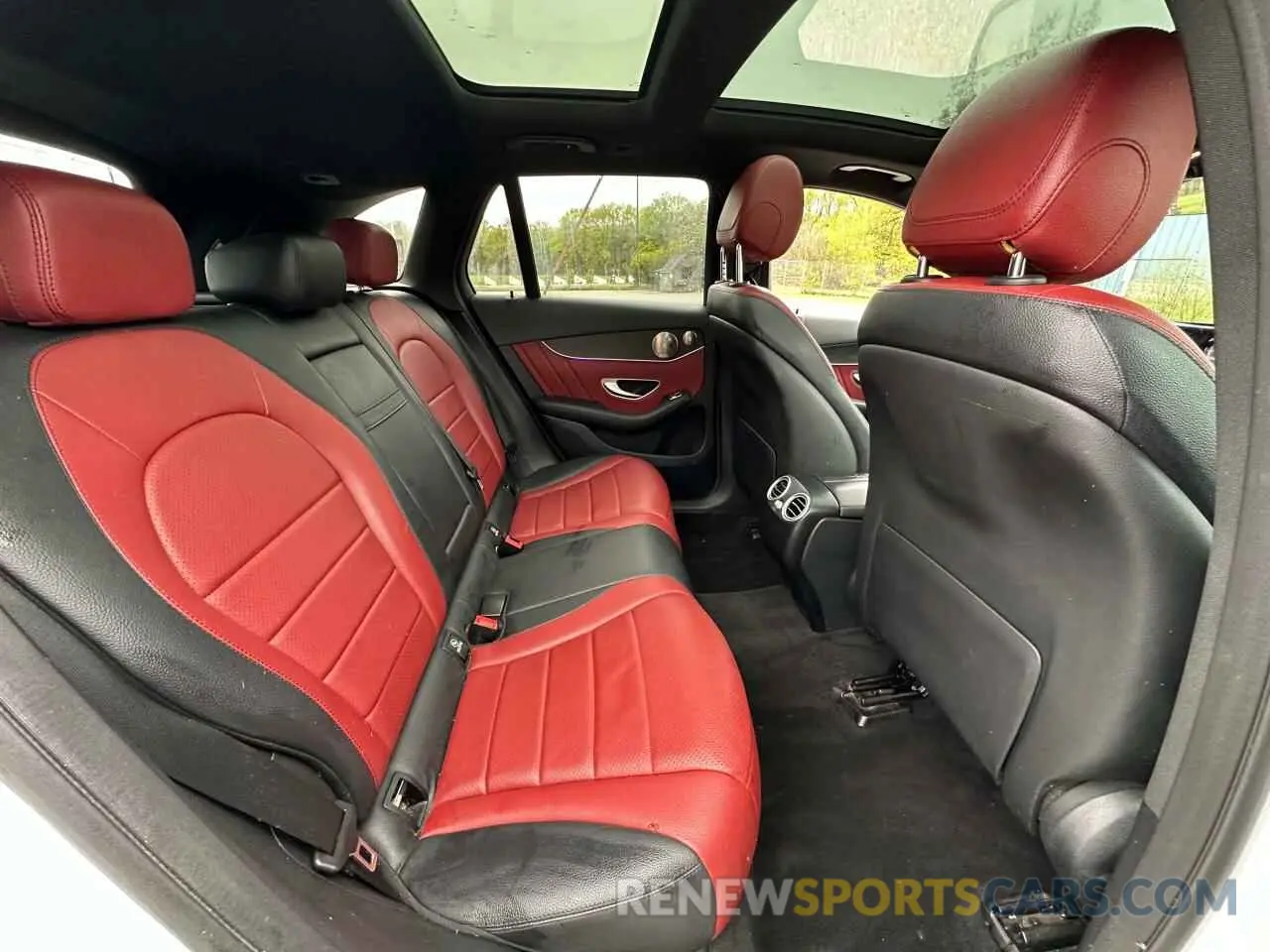 6 Photograph of a damaged car W1N0G8EB4MV283010 MERCEDES-BENZ GLC-CLASS 2021