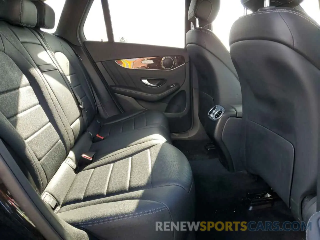 11 Photograph of a damaged car W1N0G8EB5MF880046 MERCEDES-BENZ GLC-CLASS 2021