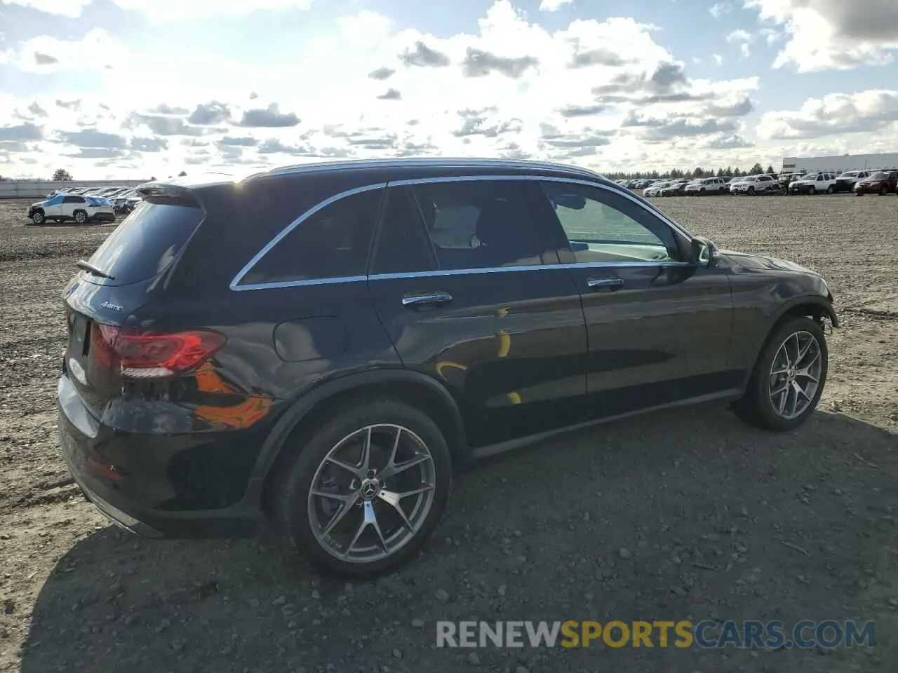 3 Photograph of a damaged car W1N0G8EB5MF880046 MERCEDES-BENZ GLC-CLASS 2021