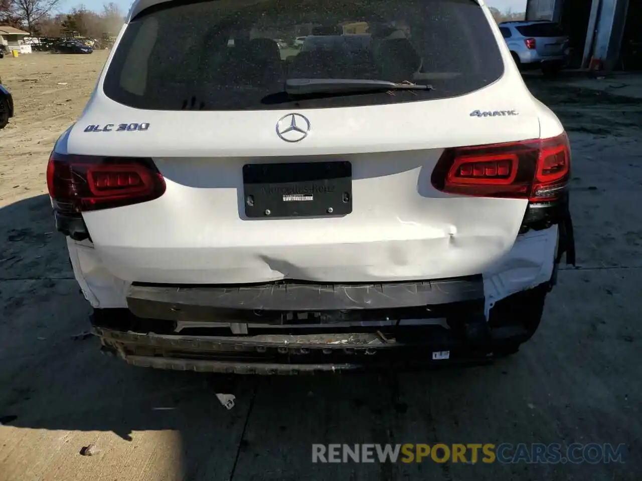 9 Photograph of a damaged car W1N0G8EB7MF869999 MERCEDES-BENZ GLC-CLASS 2021