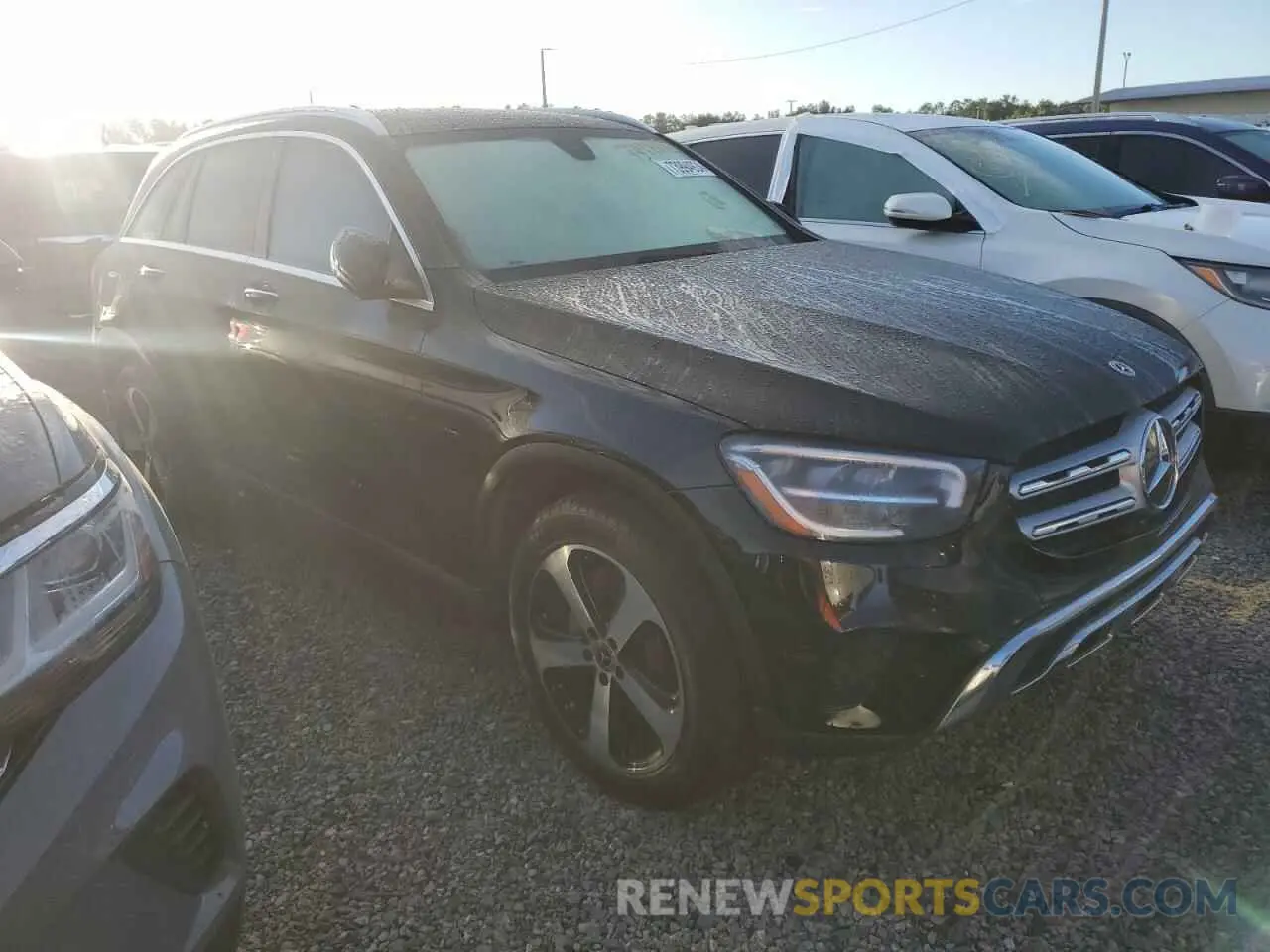 4 Photograph of a damaged car W1N0G8EB7MG011474 MERCEDES-BENZ GLC-CLASS 2021