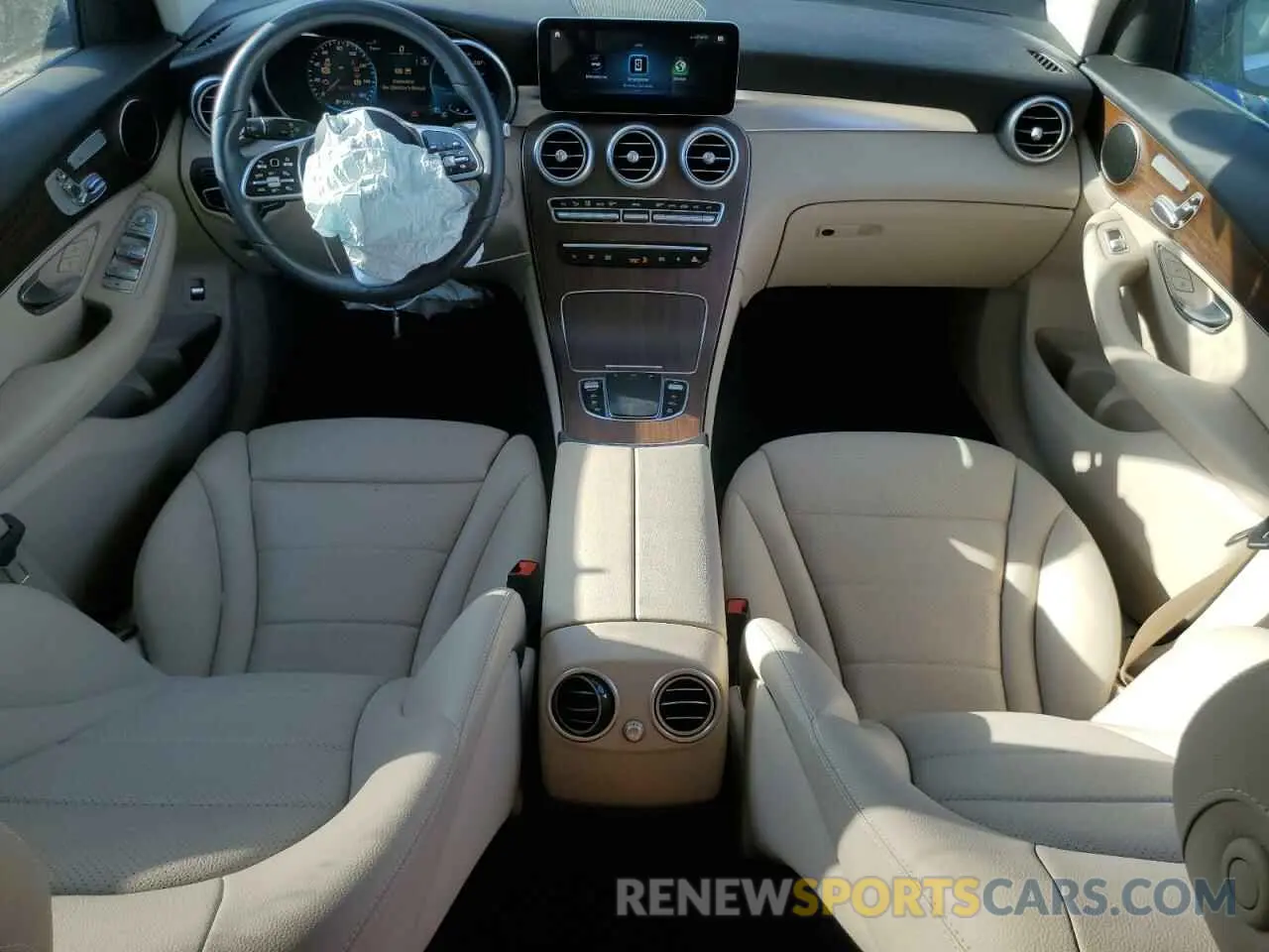 8 Photograph of a damaged car W1N0G8EB9MF885122 MERCEDES-BENZ GLC-CLASS 2021