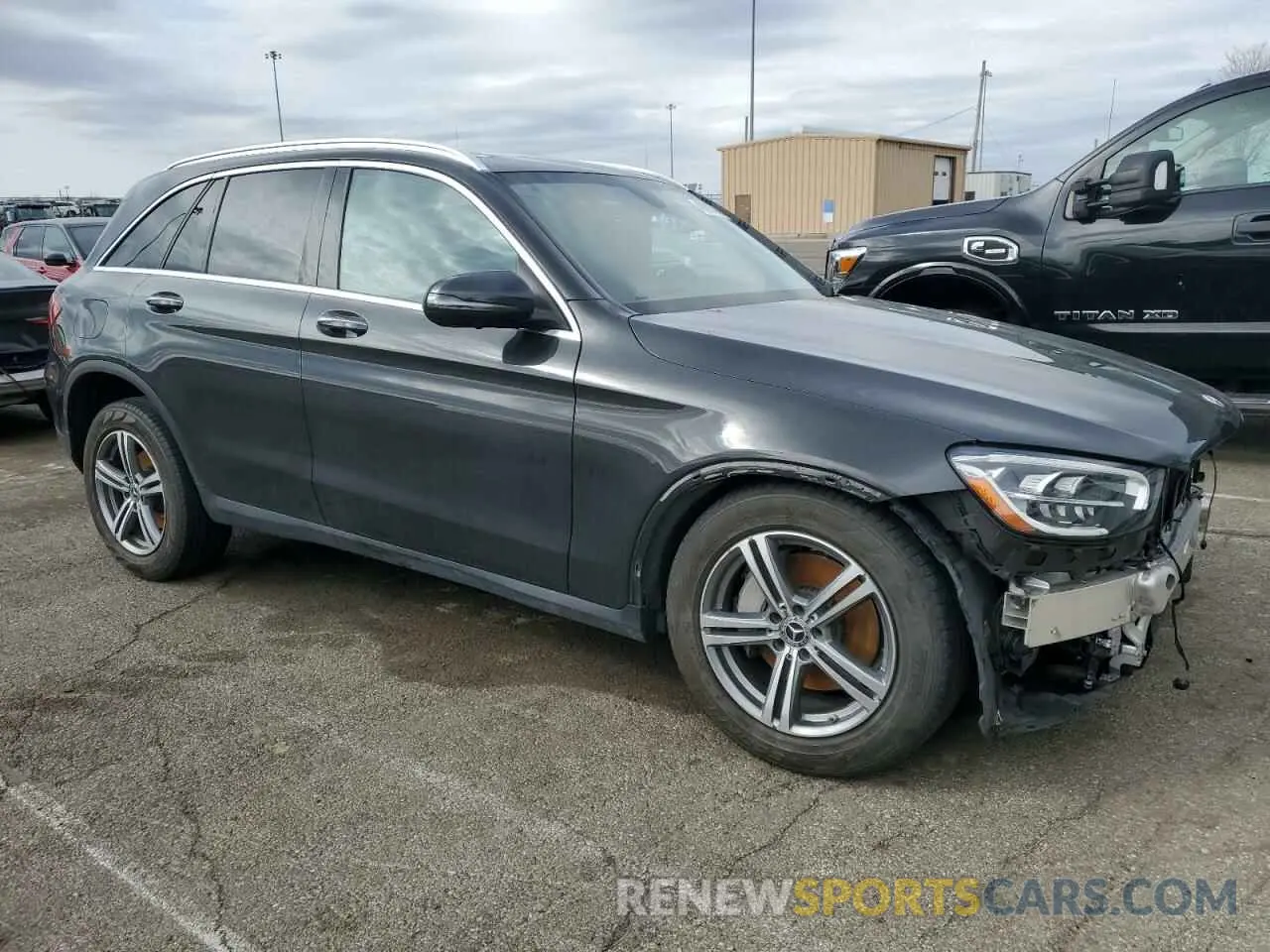 4 Photograph of a damaged car W1N0G8EB9MV282905 MERCEDES-BENZ GLC-CLASS 2021