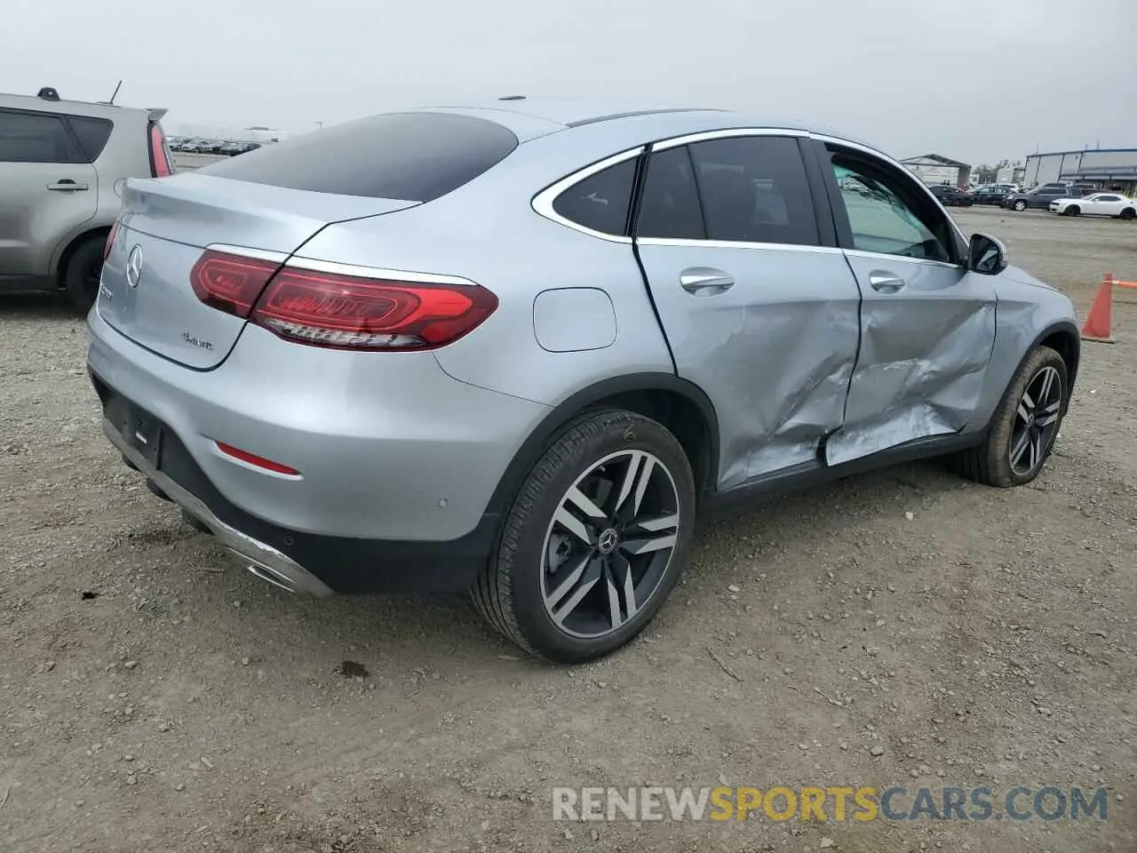 3 Photograph of a damaged car W1N0J8EB5MF946774 MERCEDES-BENZ GLC-CLASS 2021