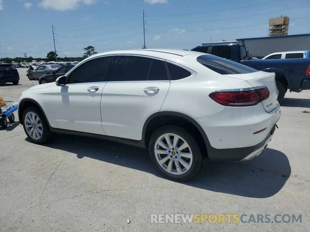 2 Photograph of a damaged car W1N0J8EB5MG005254 MERCEDES-BENZ GLC-CLASS 2021